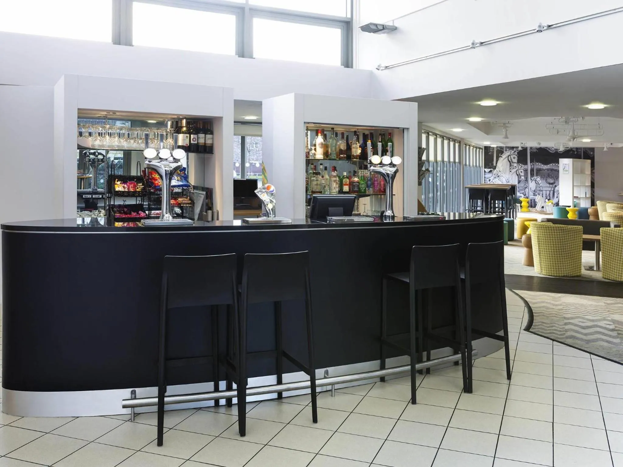 Lounge or bar in ibis Styles Haydock