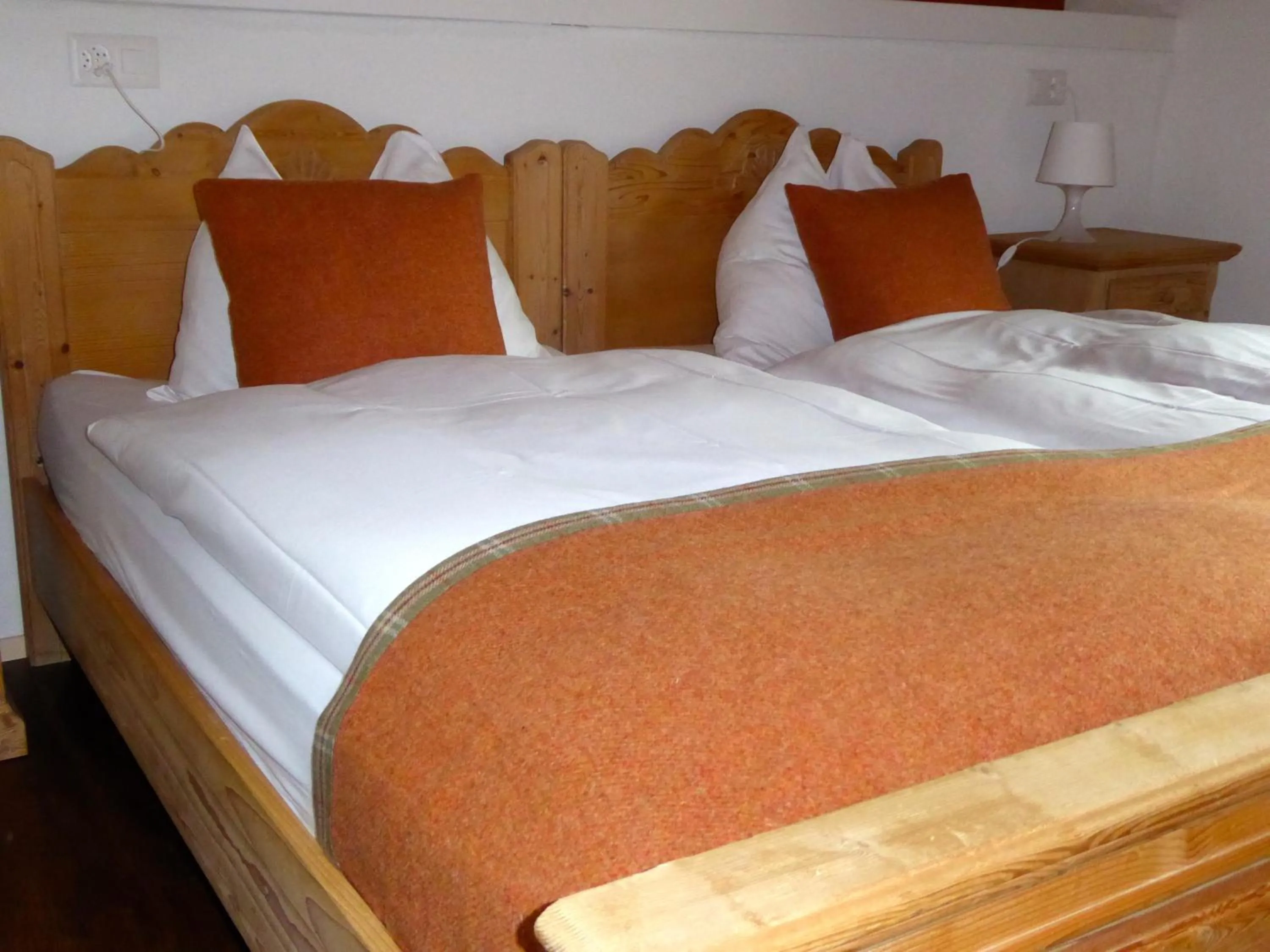 Bed in Hotel Roseg-Gletscher