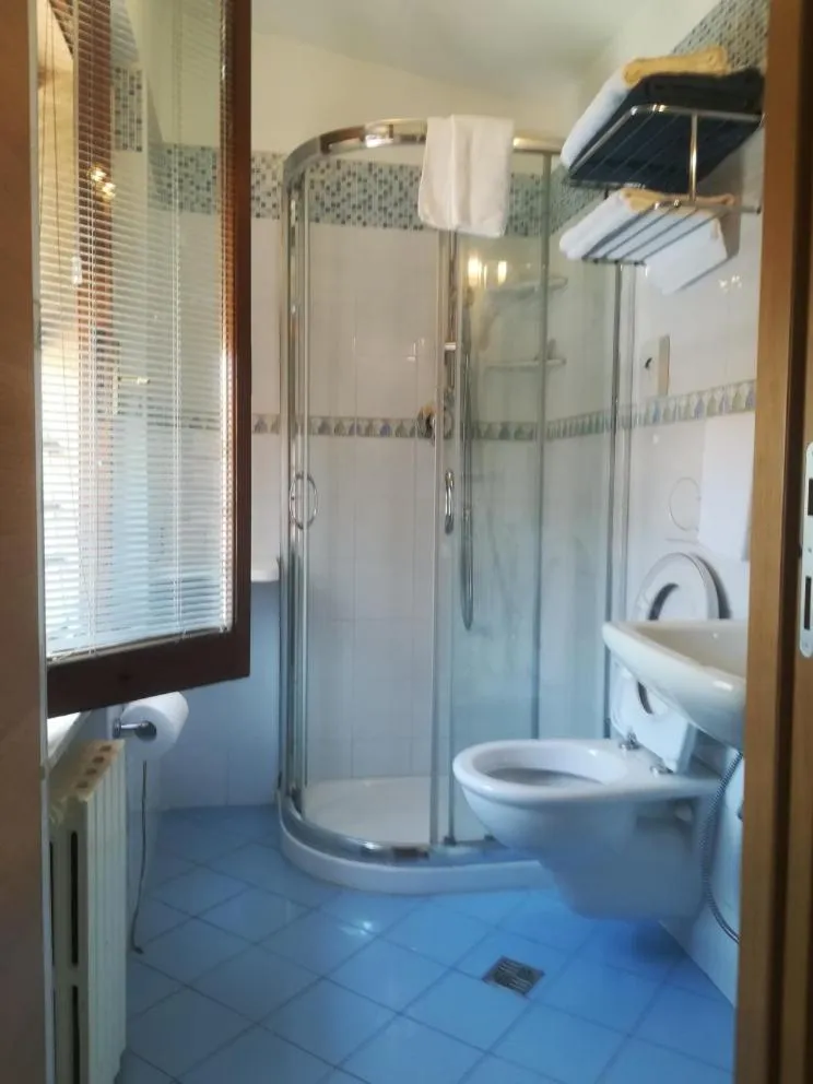 Bathroom in Hotel Centrale