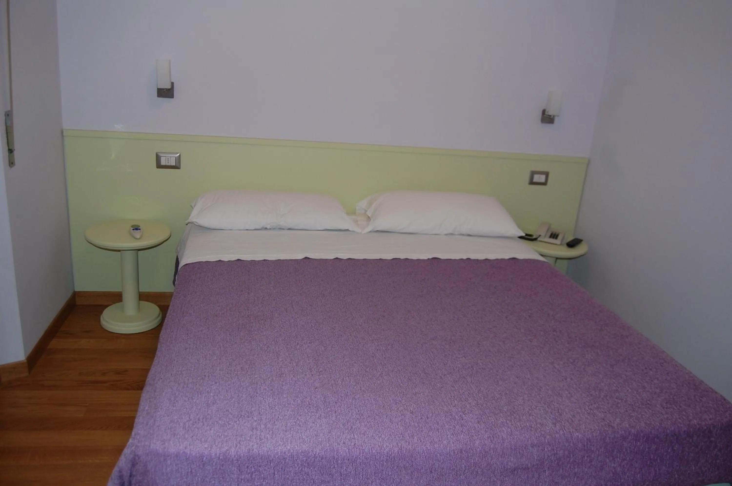 Bed in Hotel Centrale