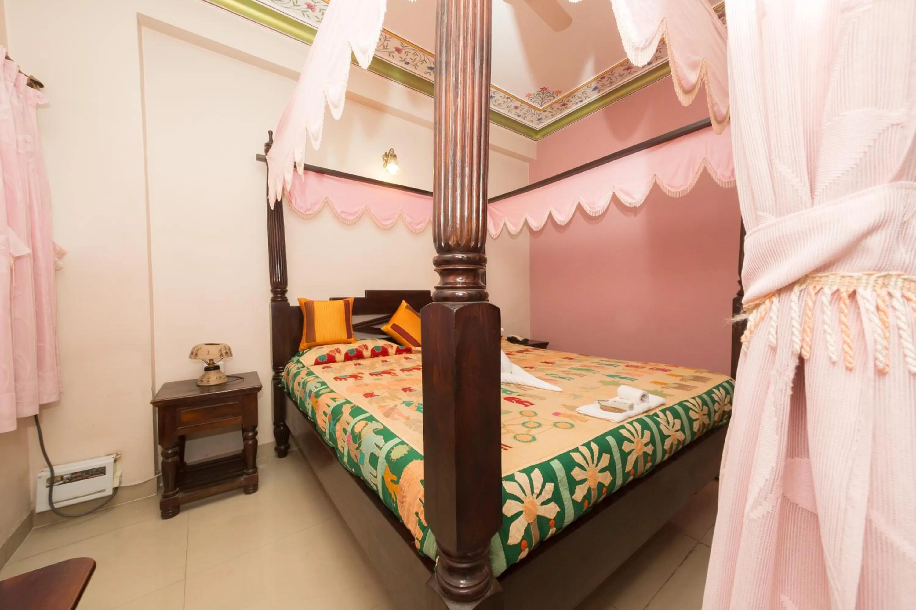 Bedroom, Bed in Hotel Moon Light Palace