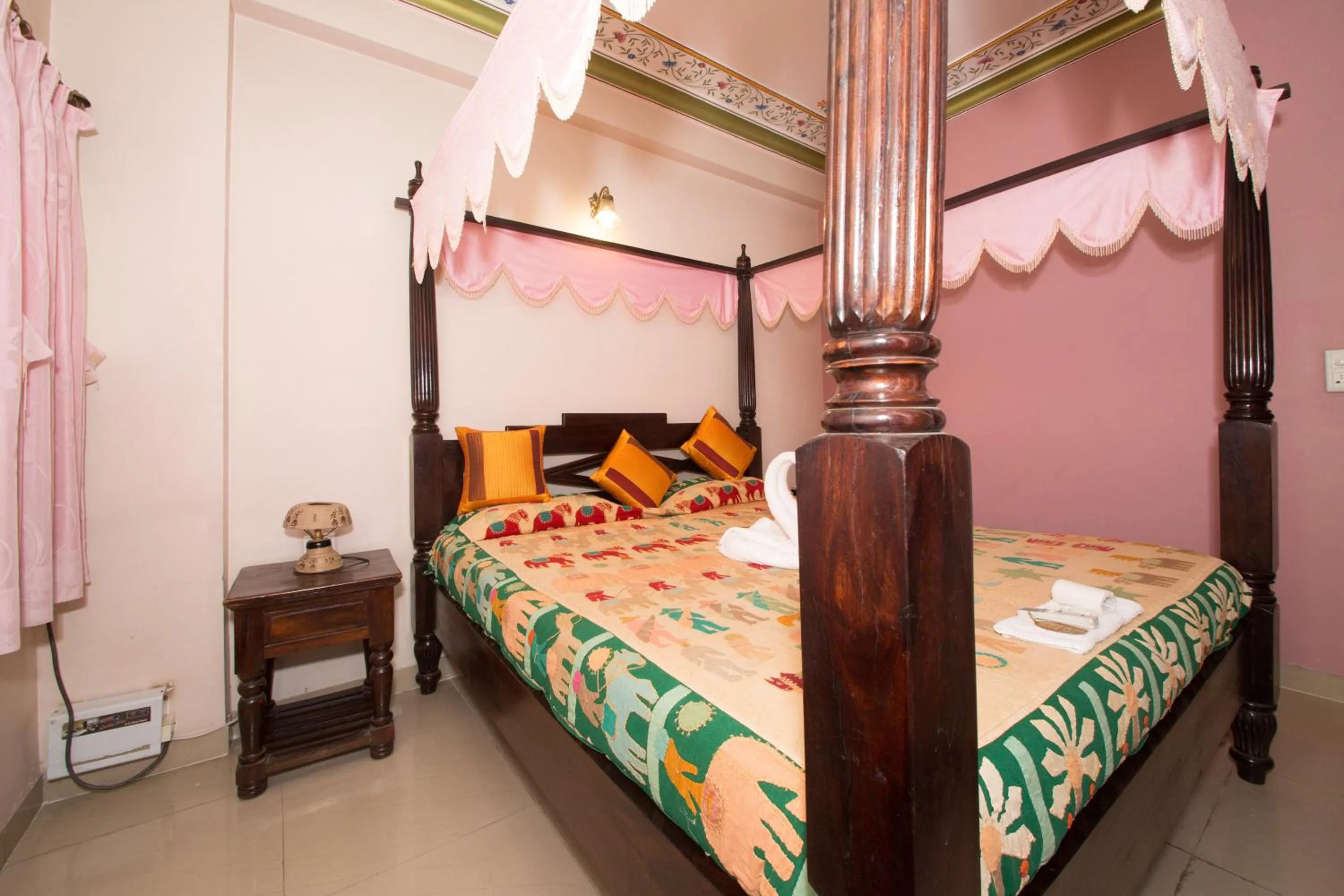 Bedroom, Bed in Hotel Moon Light Palace