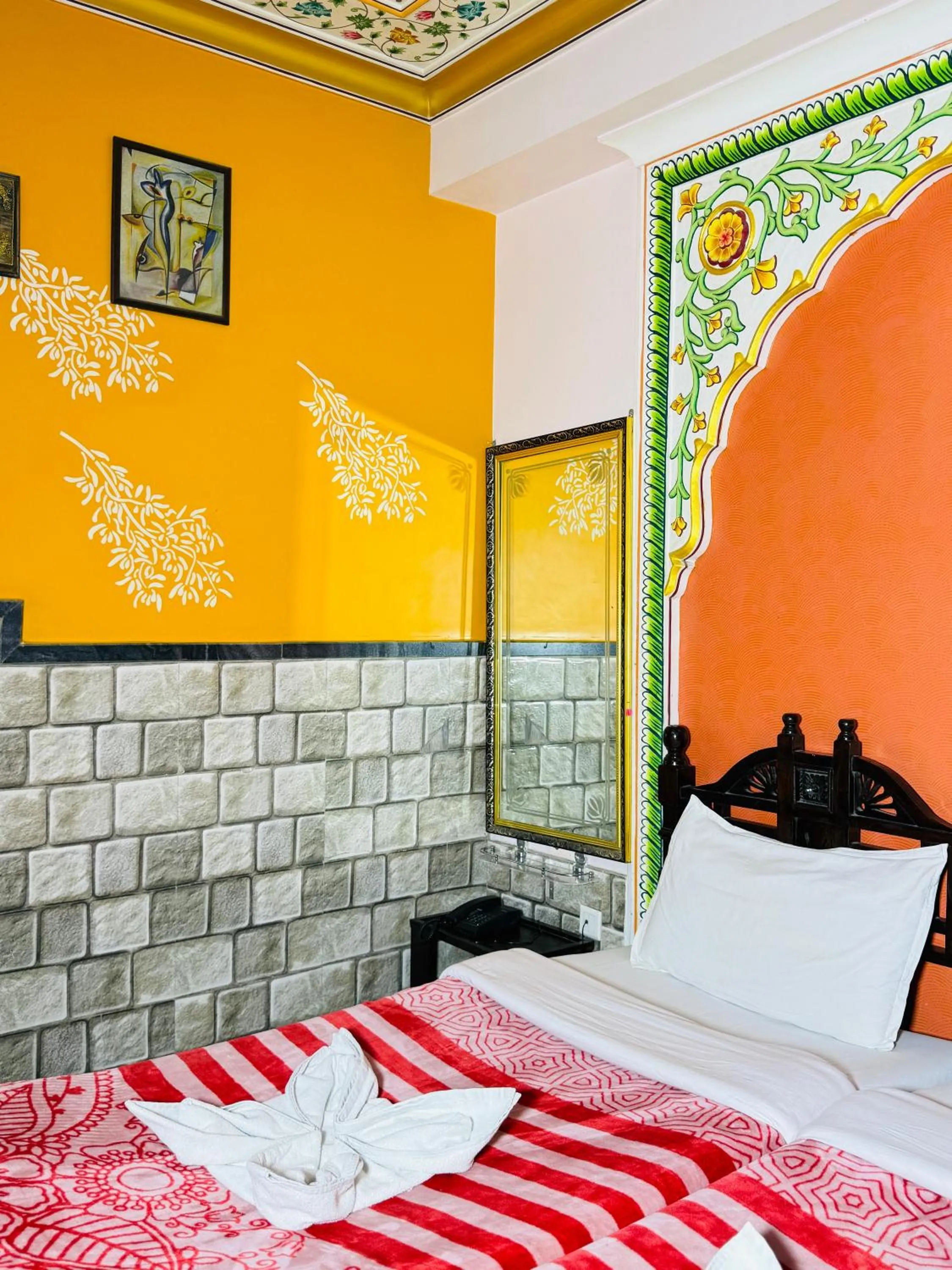 towels, Bed in Hotel Moon Light Palace