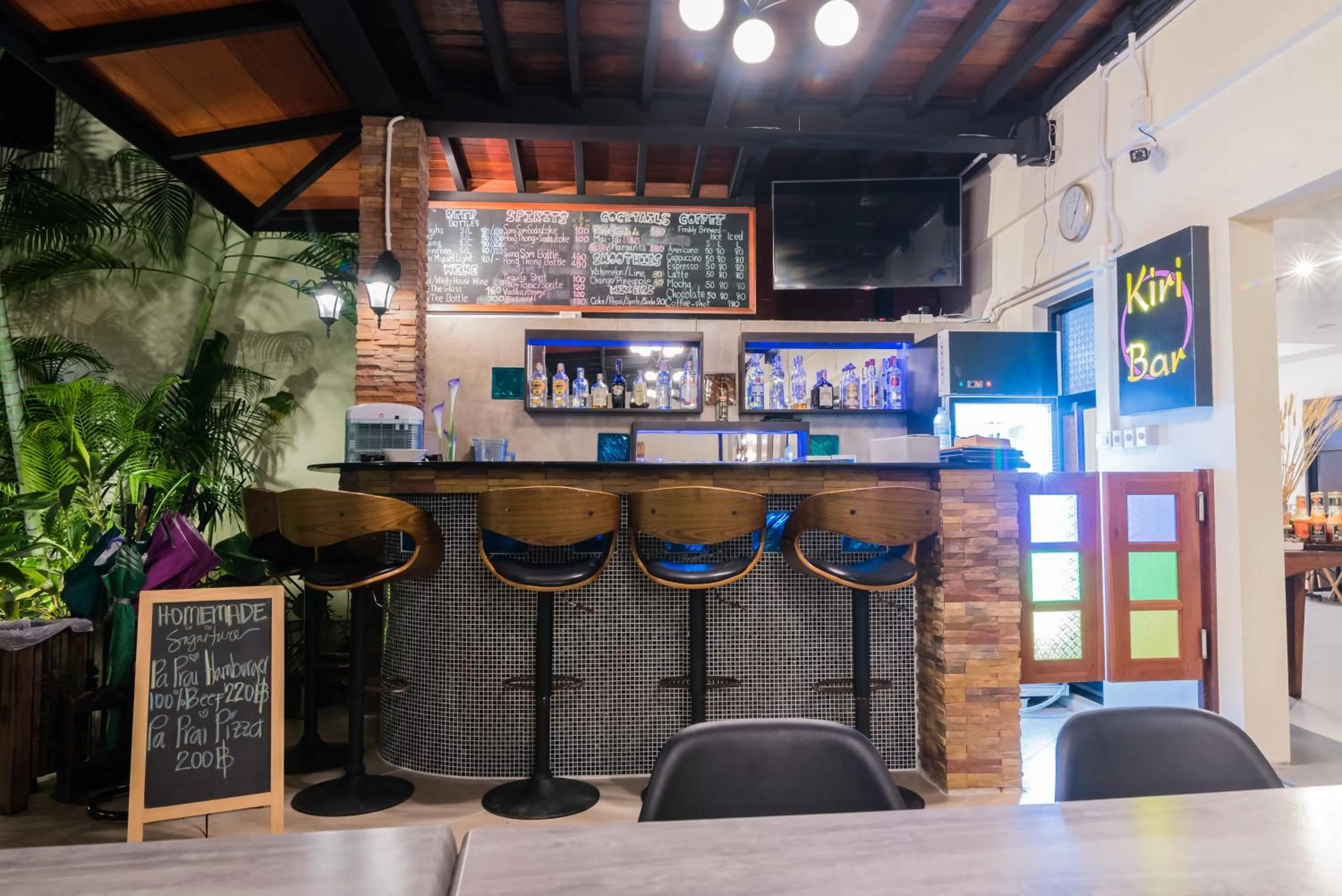 Pa Prai Villas and Suites Resort