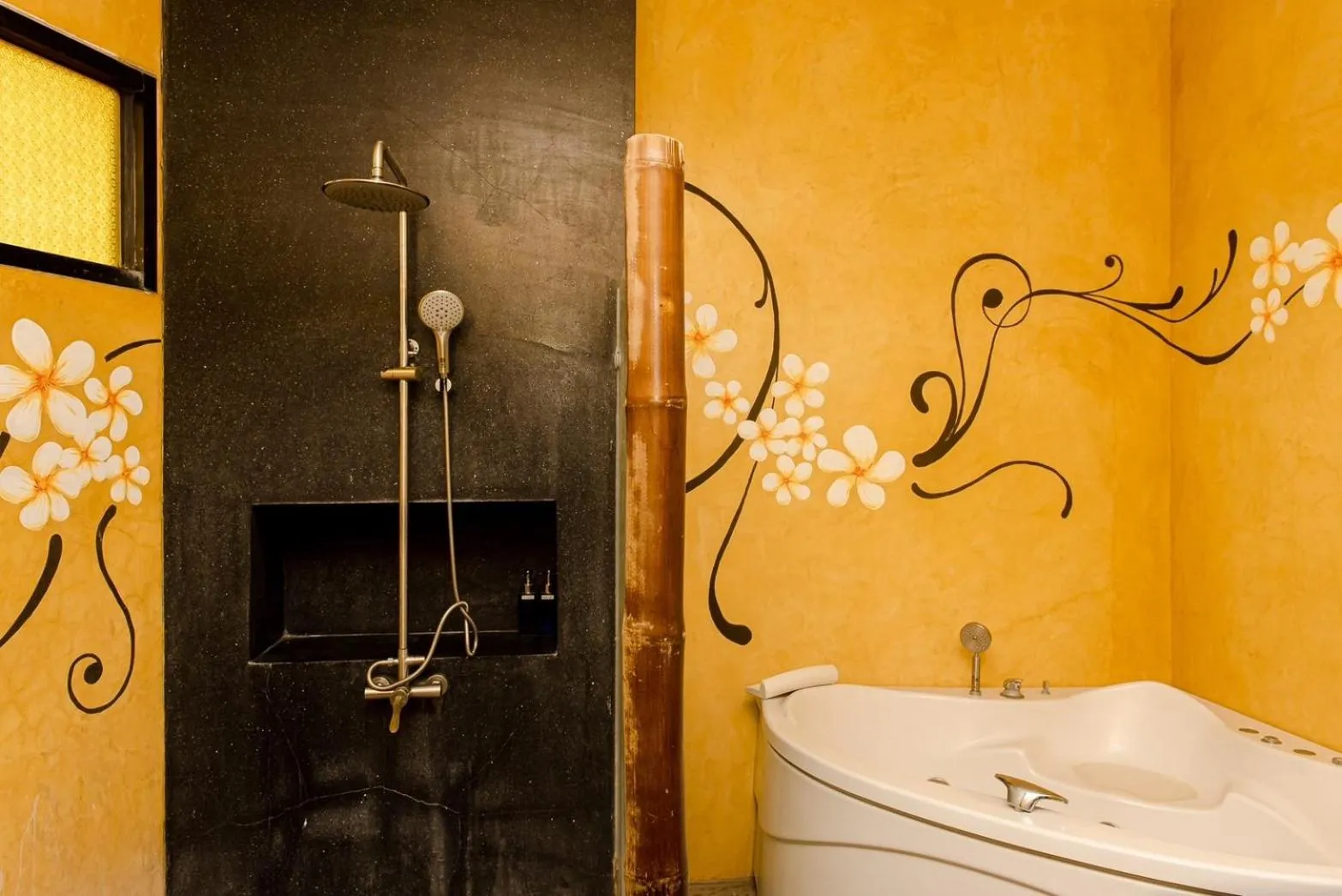 Pa Prai Villas and Suites Resort