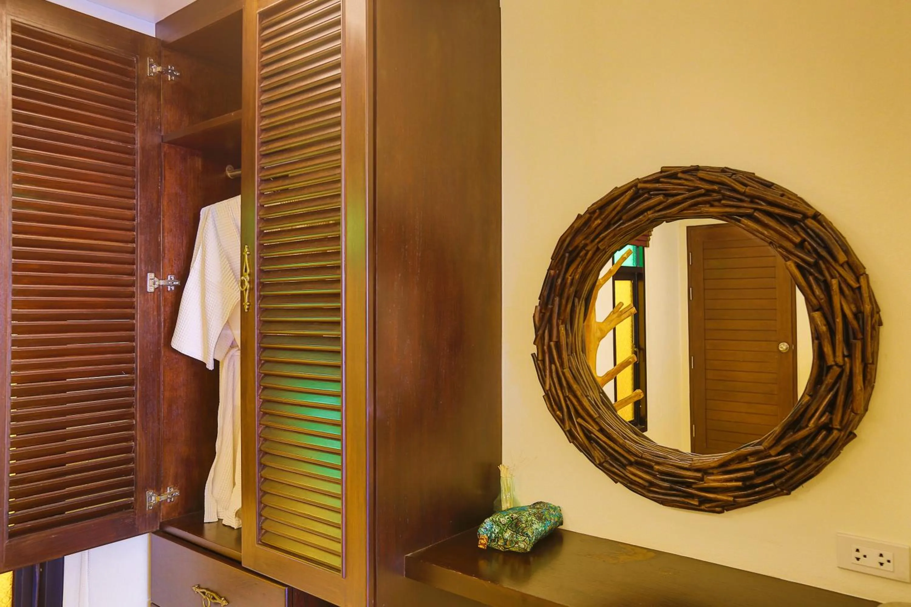 Pa Prai Villas and Suites Resort