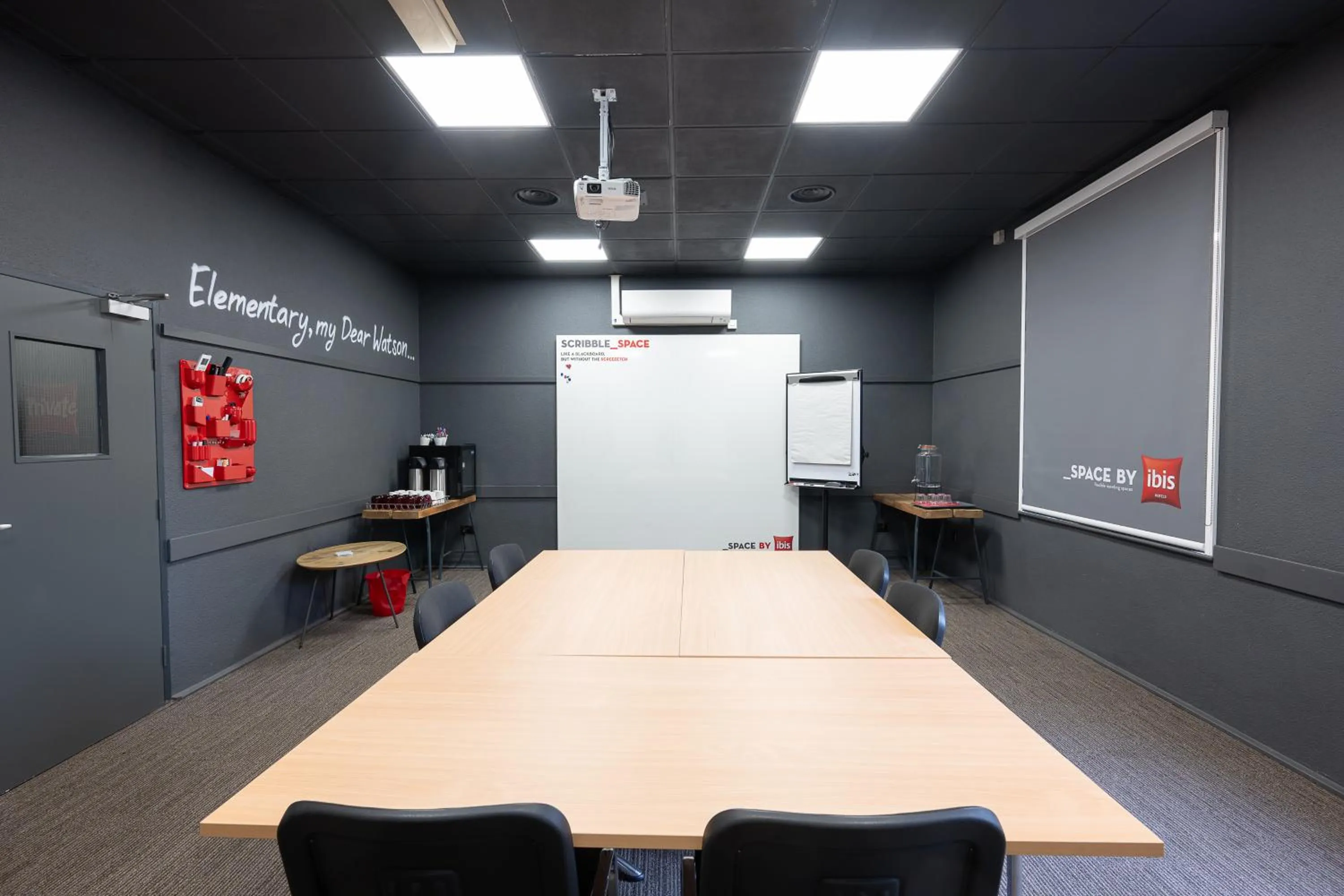 Meeting/conference room in ibis Portsmouth