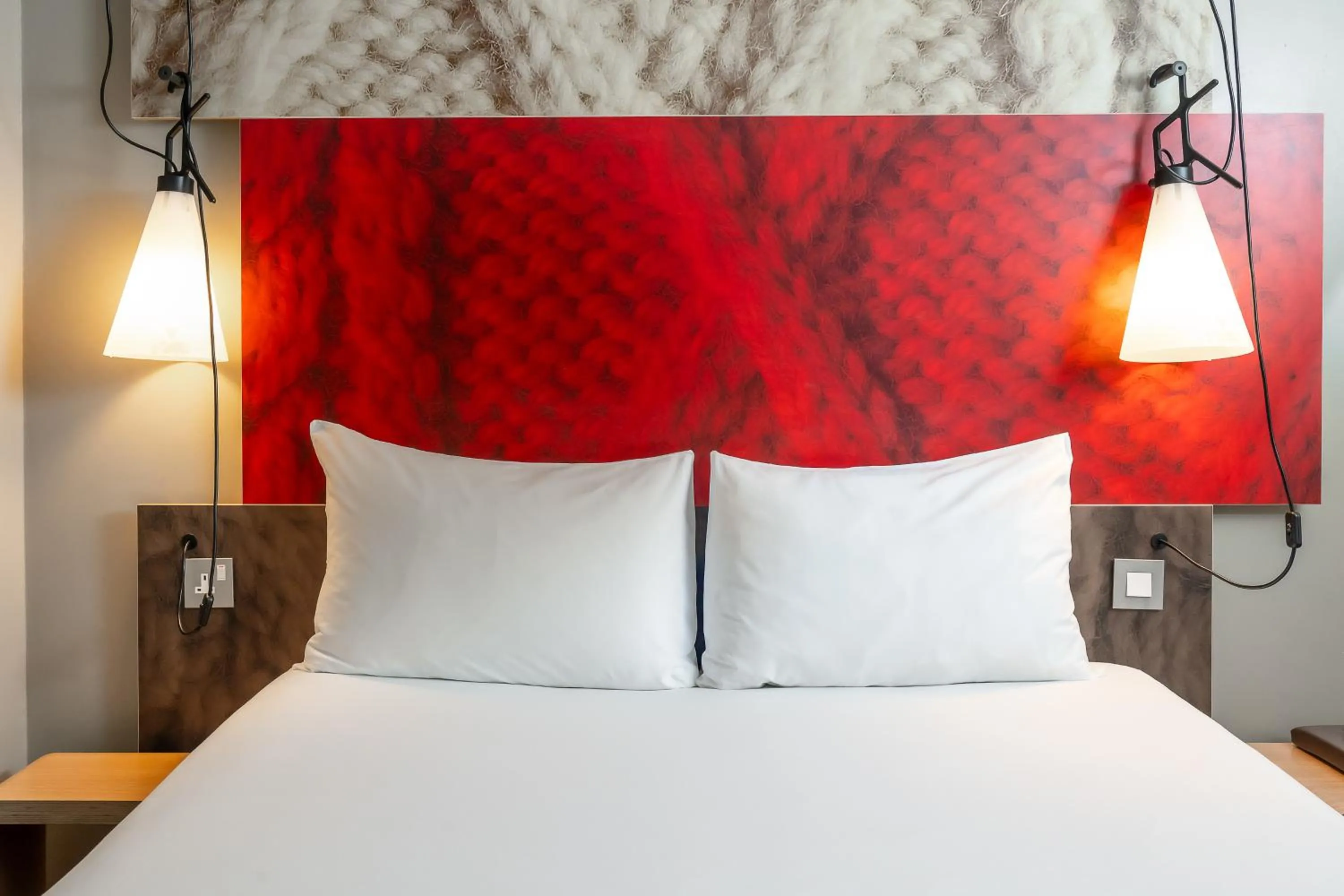 Bed in ibis Portsmouth