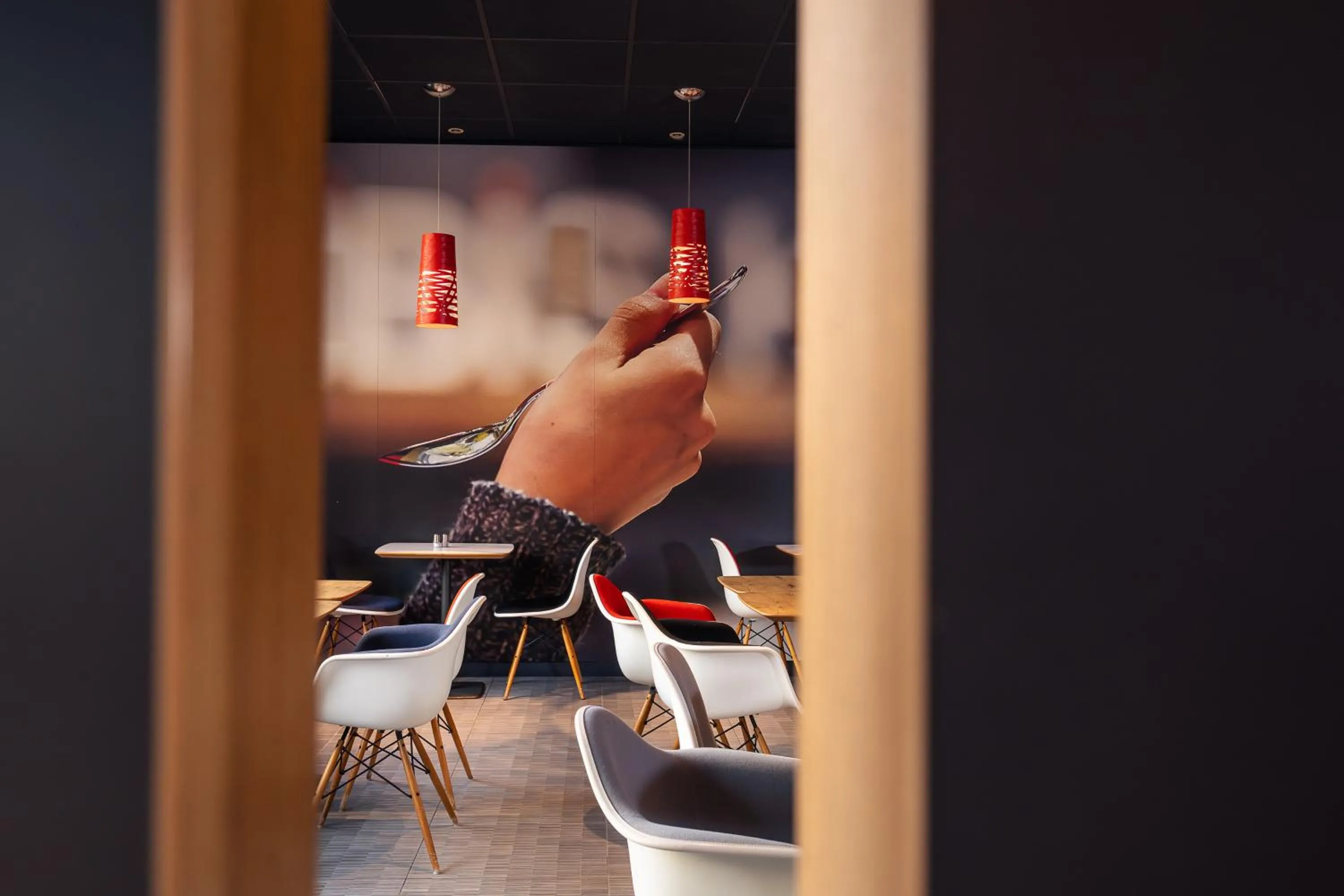 Restaurant/places to eat in ibis Portsmouth