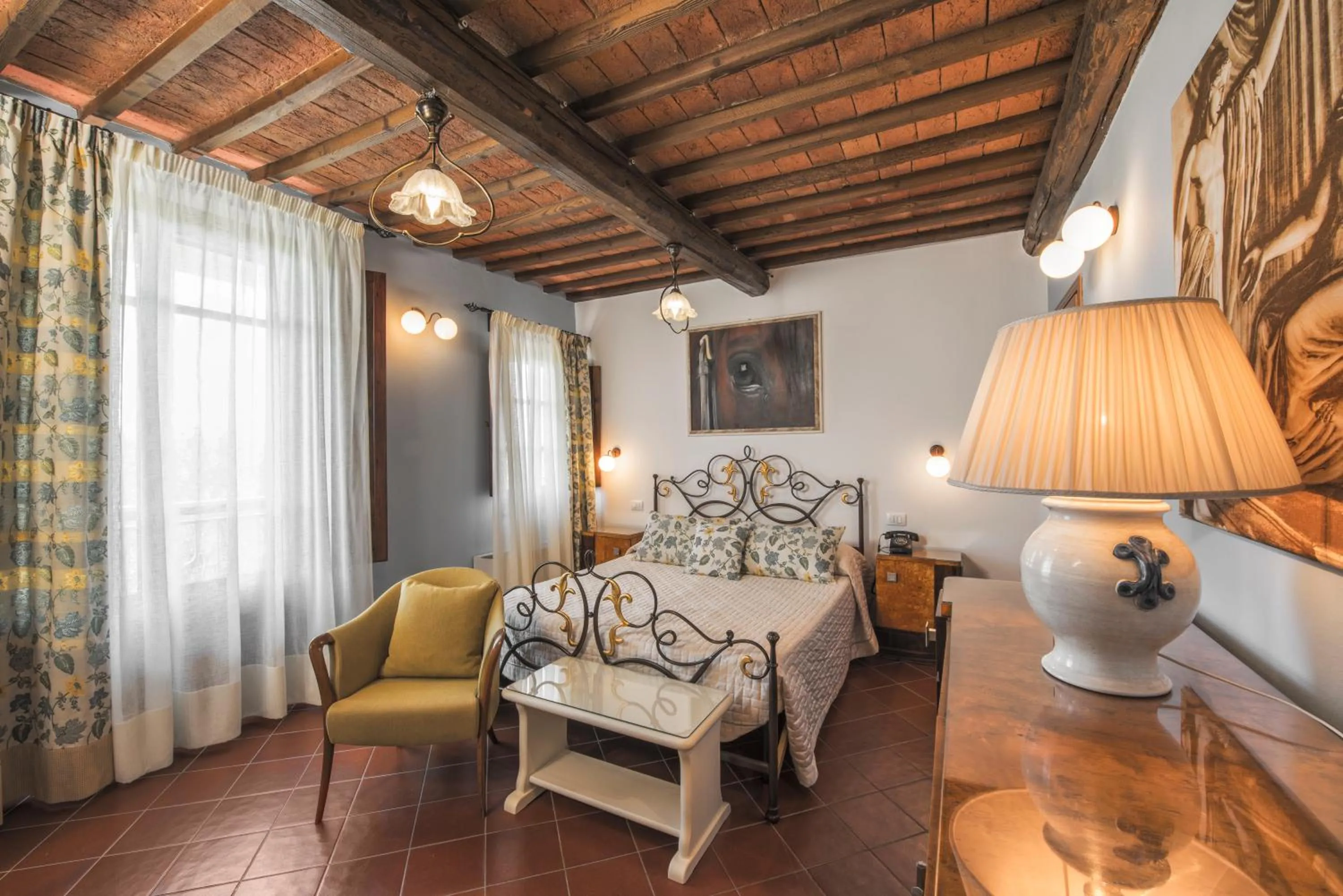 Photo of the whole room, Bed in Borgo Tre Rose