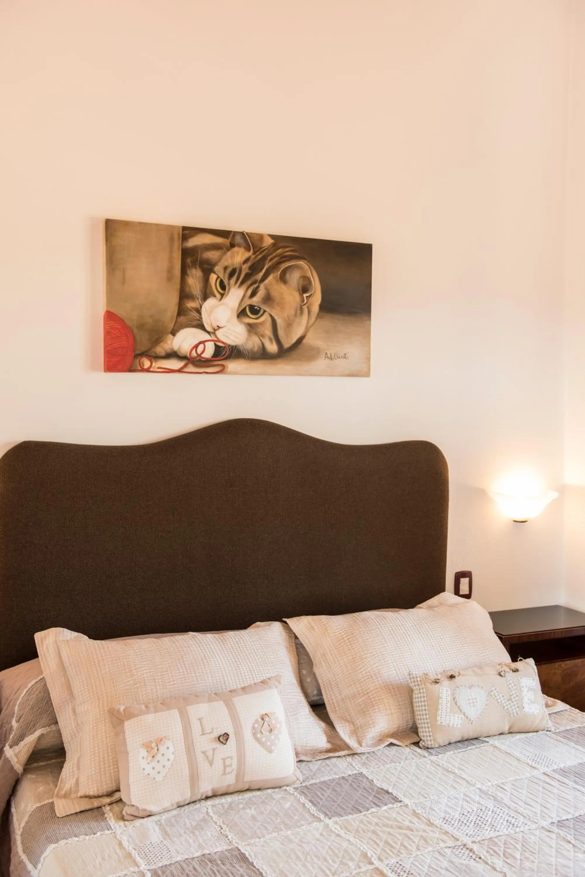 Decorative detail, Bed in Borgo Tre Rose