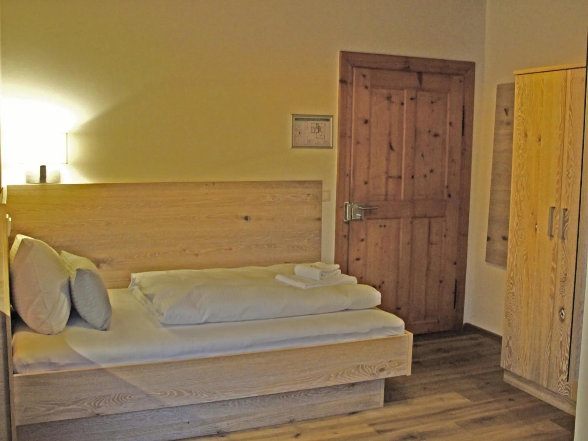 Photo of the whole room, Bed in Mammhofer Suite & Breakfast