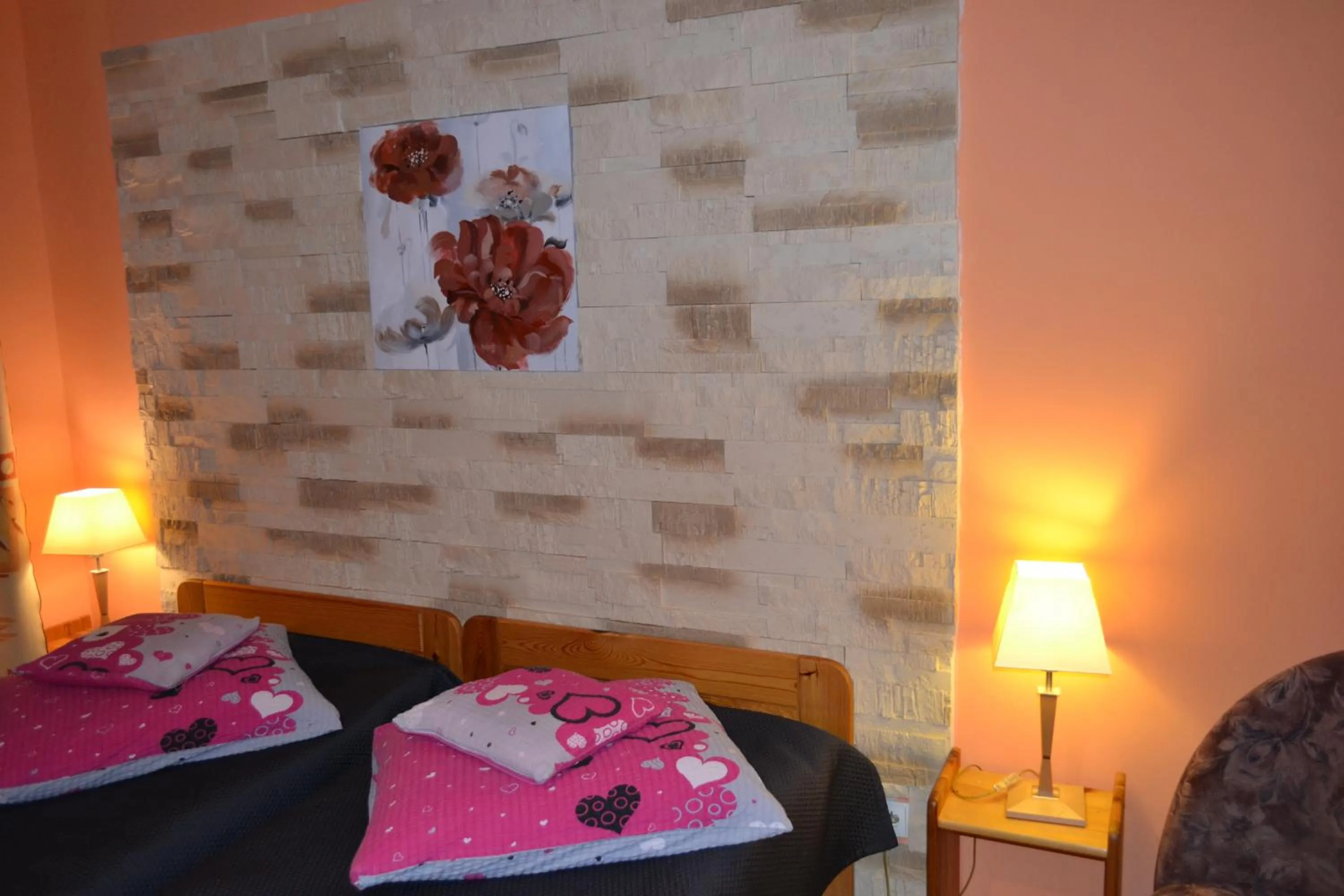 Photo of the whole room, Bed in Koliba