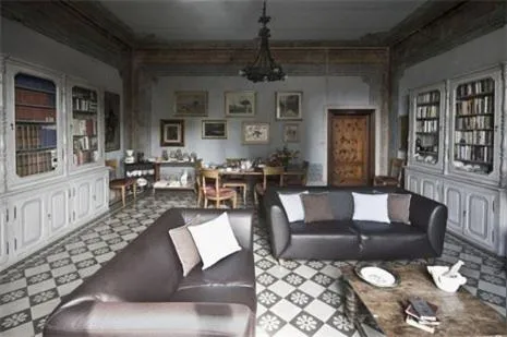 Communal lounge/ TV room in B&B Canto Alla Porta Vecchia