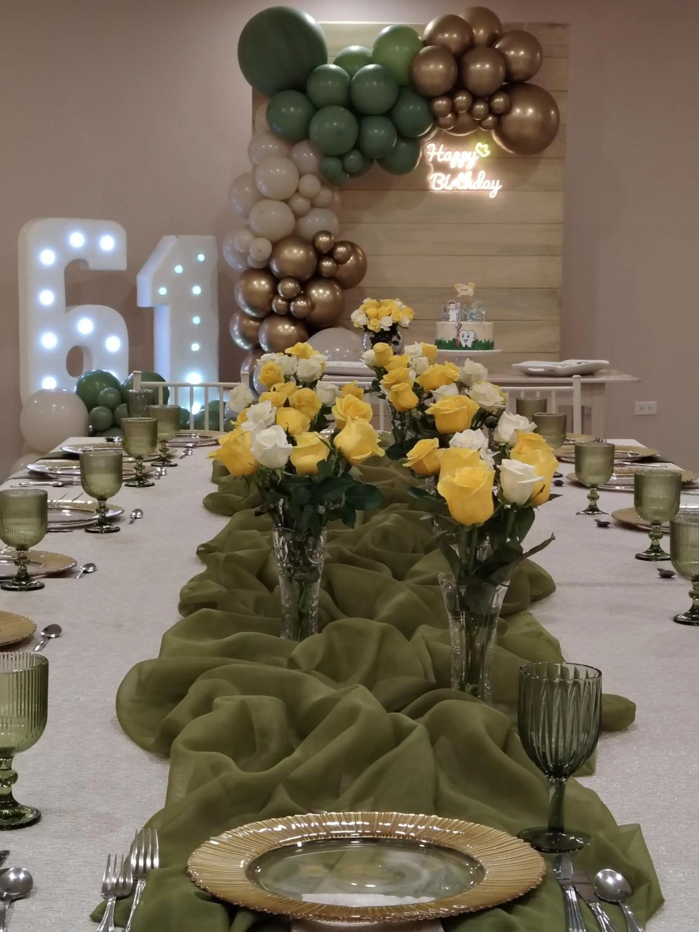 Restaurant/places to eat in Ceibo Real