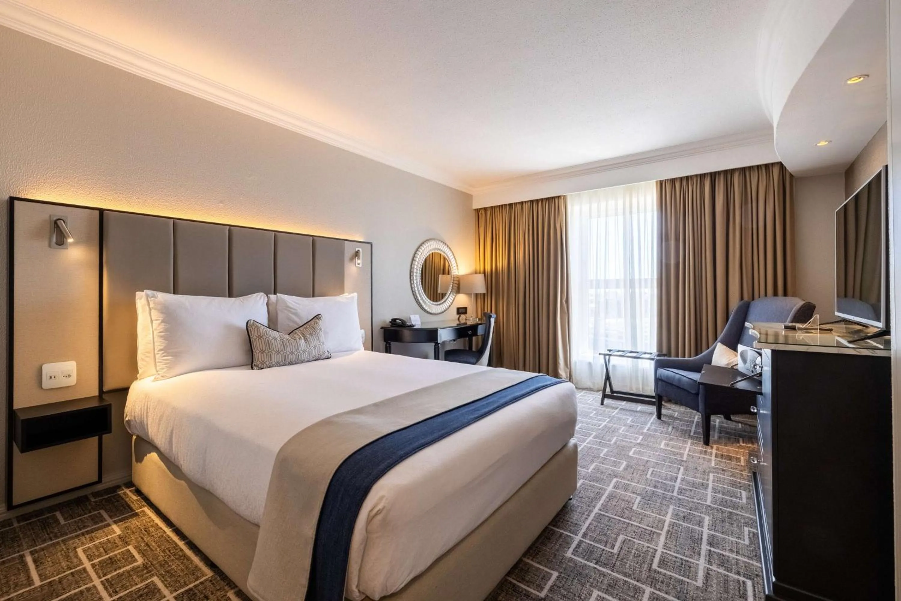 Bedroom, Bed in Southern Sun The Cullinan