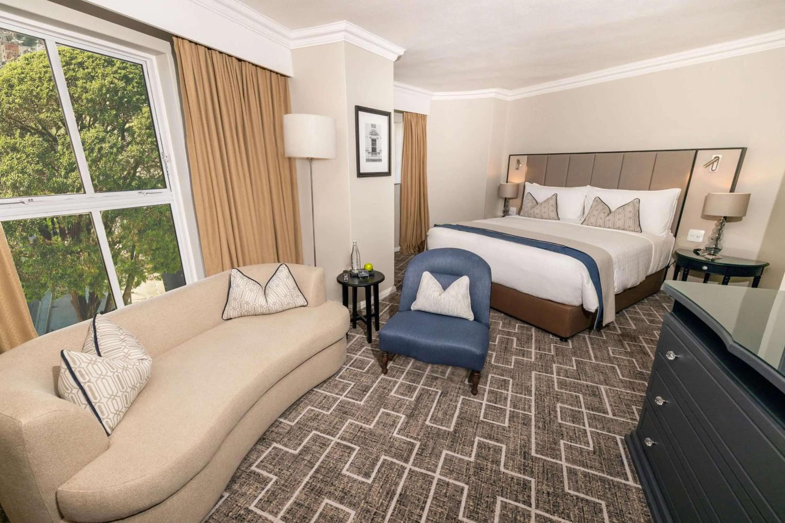 Bedroom, Bed in Southern Sun The Cullinan