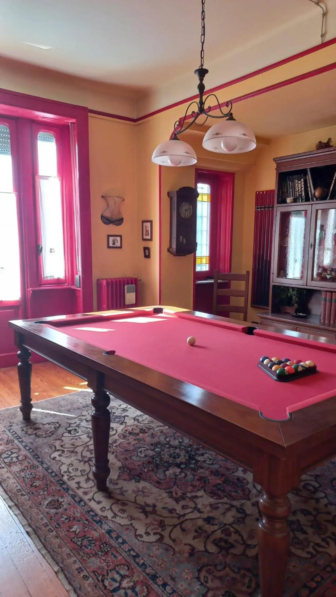Billiard in Rainbow Relais