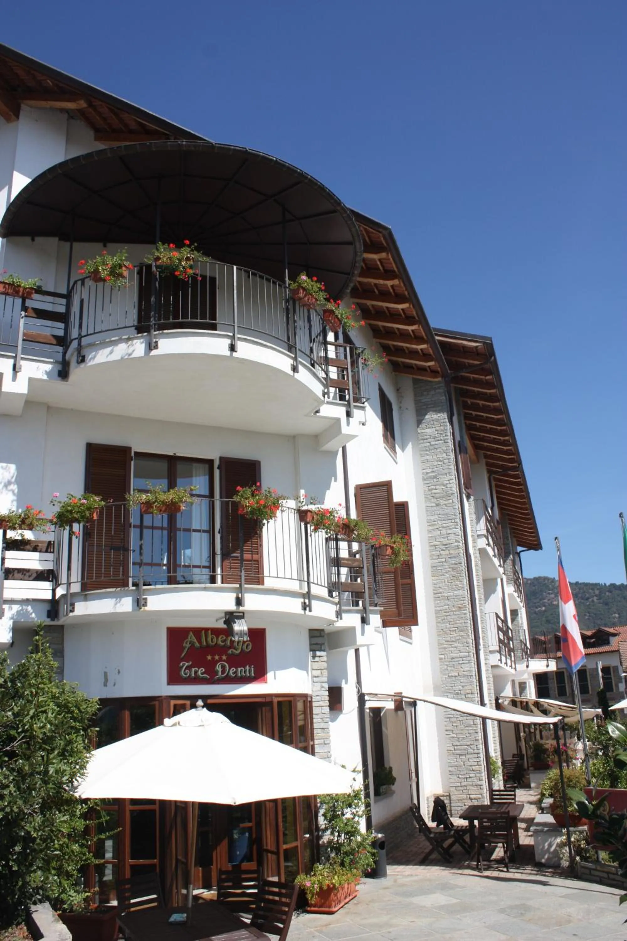 Property building in Hotel Tre Denti