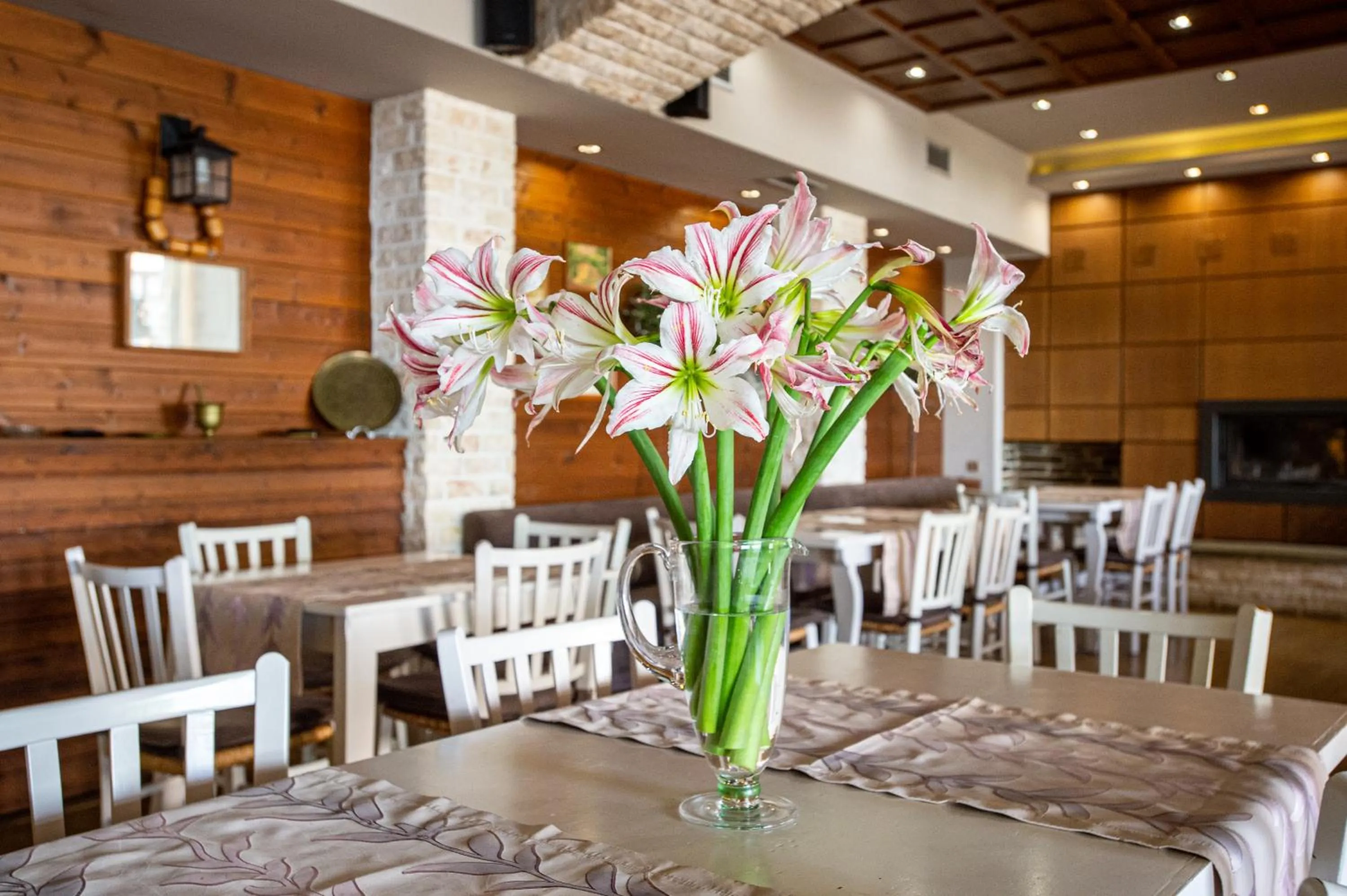 Restaurant/places to eat in Manthos Mountain Resort & Spa