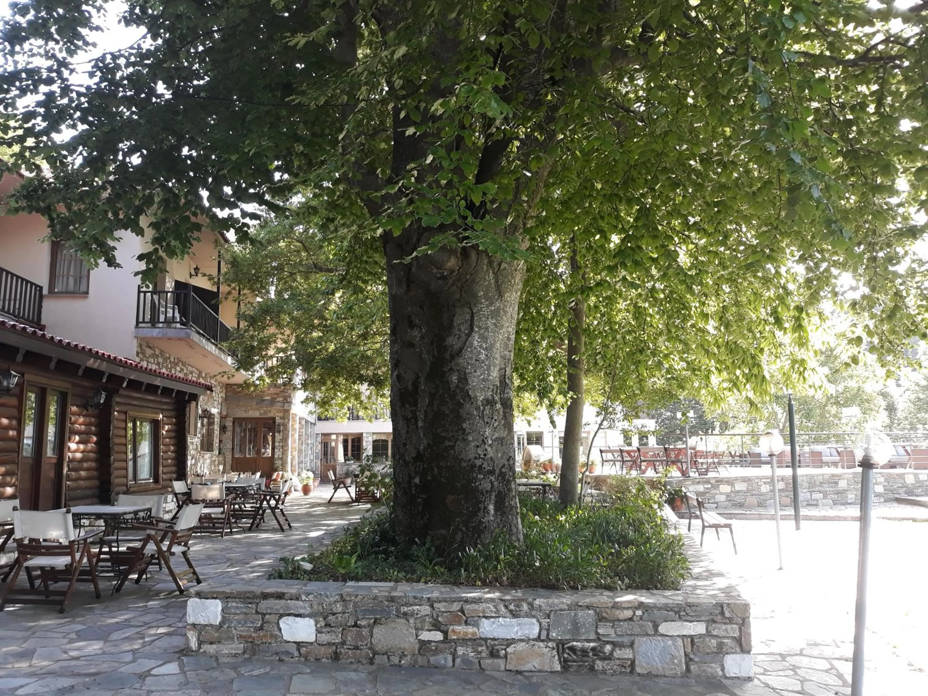 Restaurant/places to eat in Manthos Mountain Resort & Spa