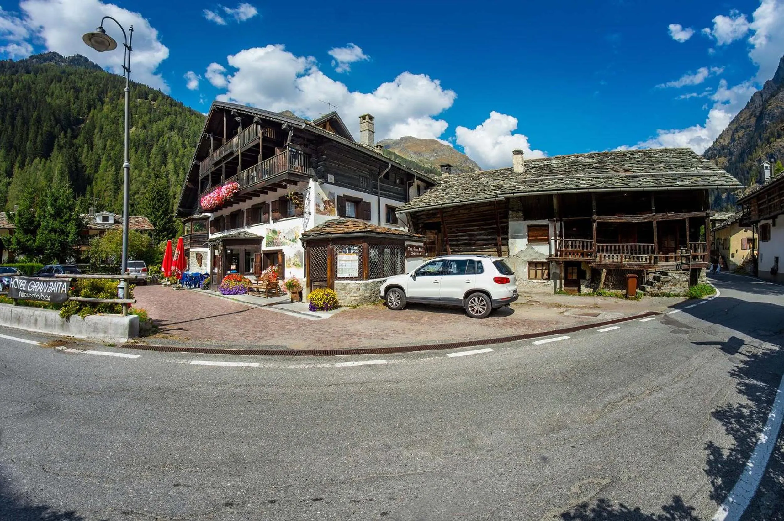 Property building in Hotel Gran Baita