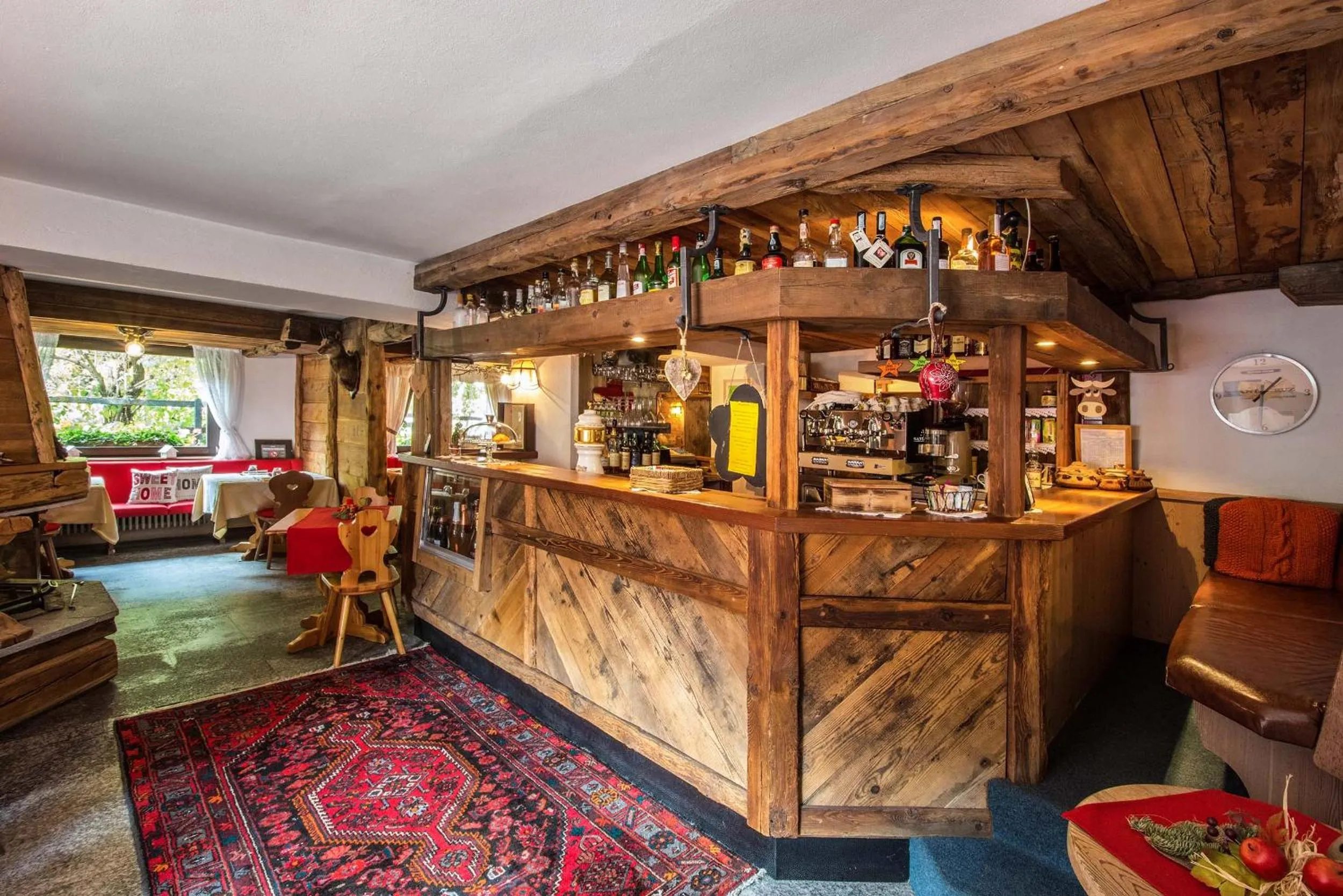 Lounge or bar in Hotel Gran Baita