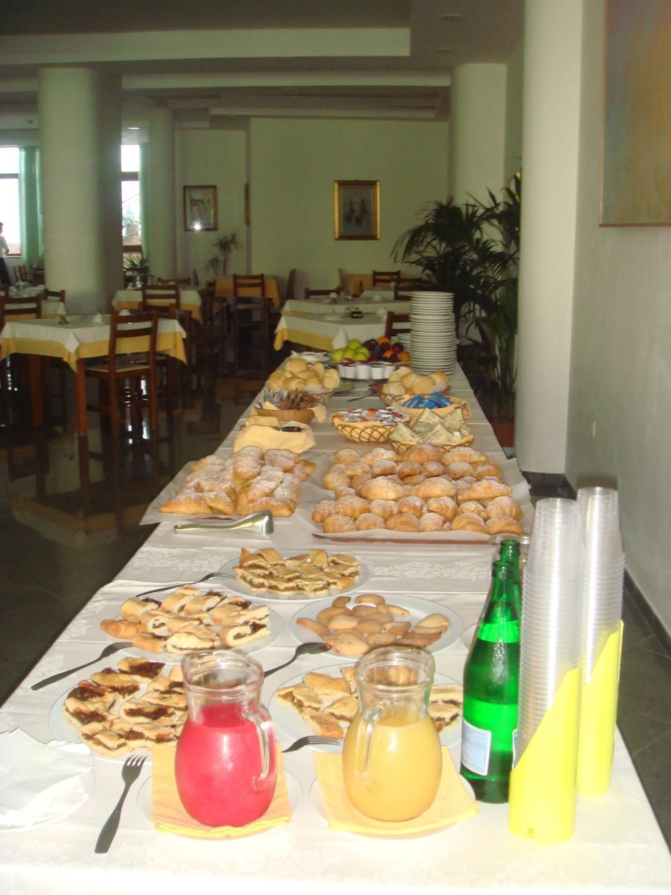 Restaurant/places to eat in Hotel Sfinalicchio