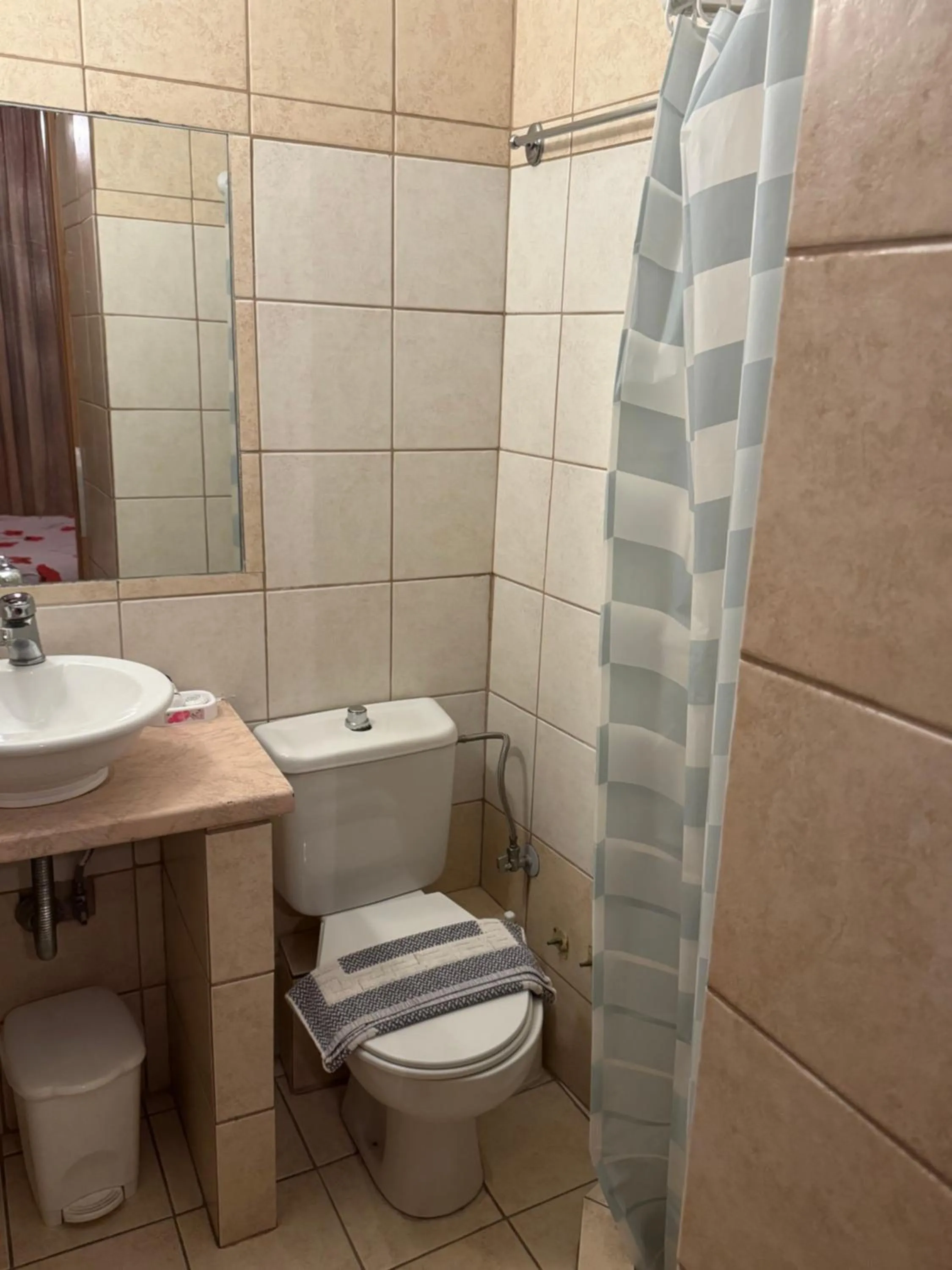 Bathroom in Hotel King