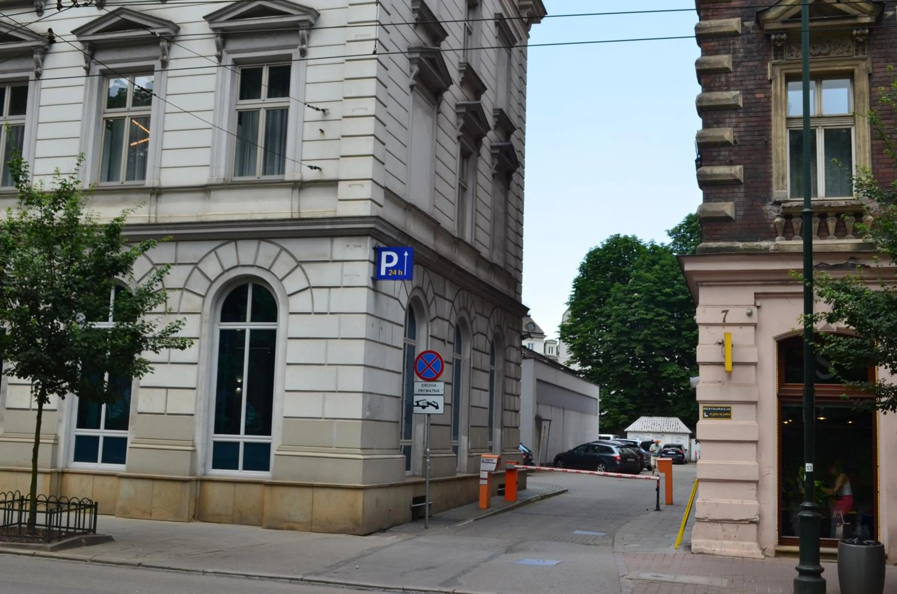 Area and facilities in Red Kurka Apartments