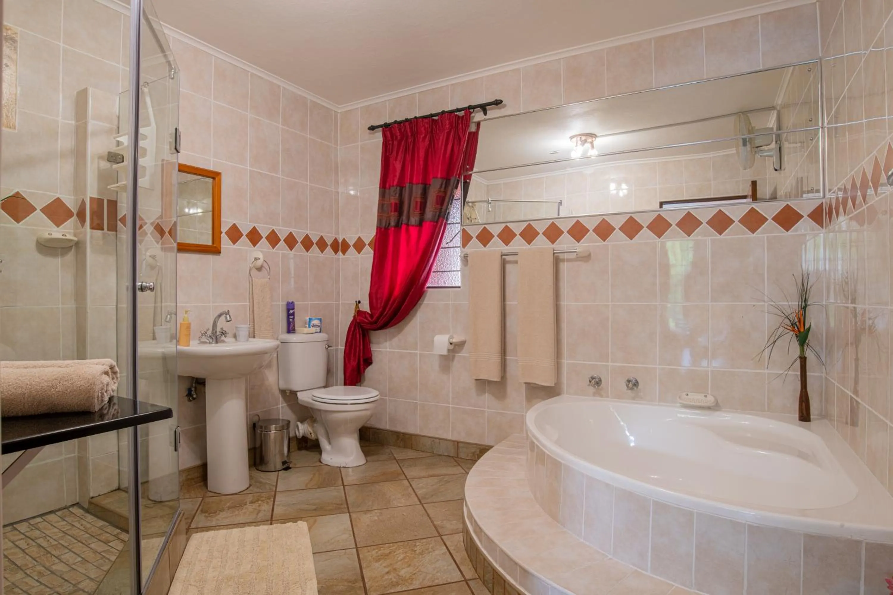 Shower in Elephant Coast Guesthouse