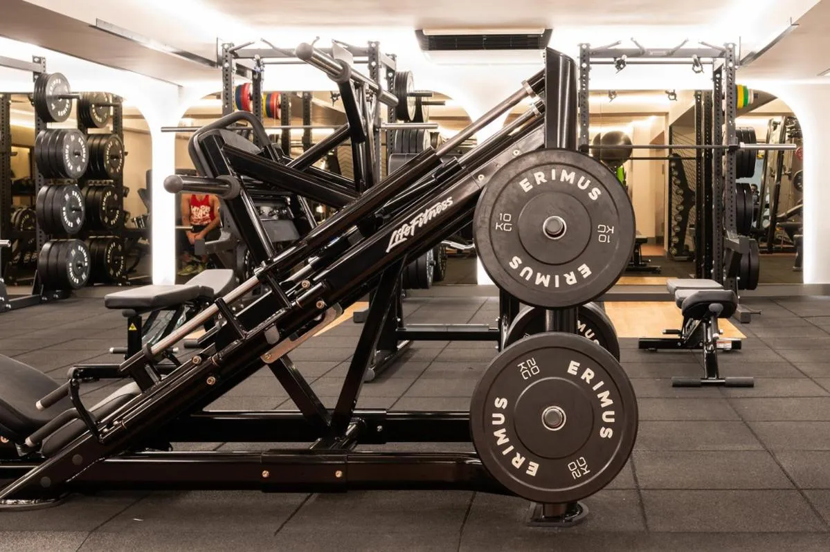 Fitness centre/facilities in Dolphin House Serviced Apartments