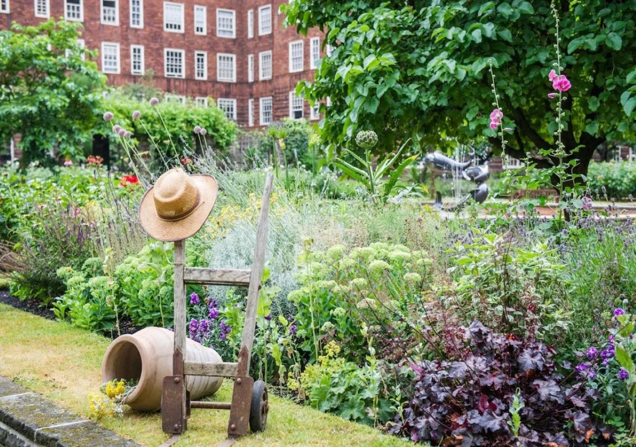 Garden in Dolphin House Serviced Apartments