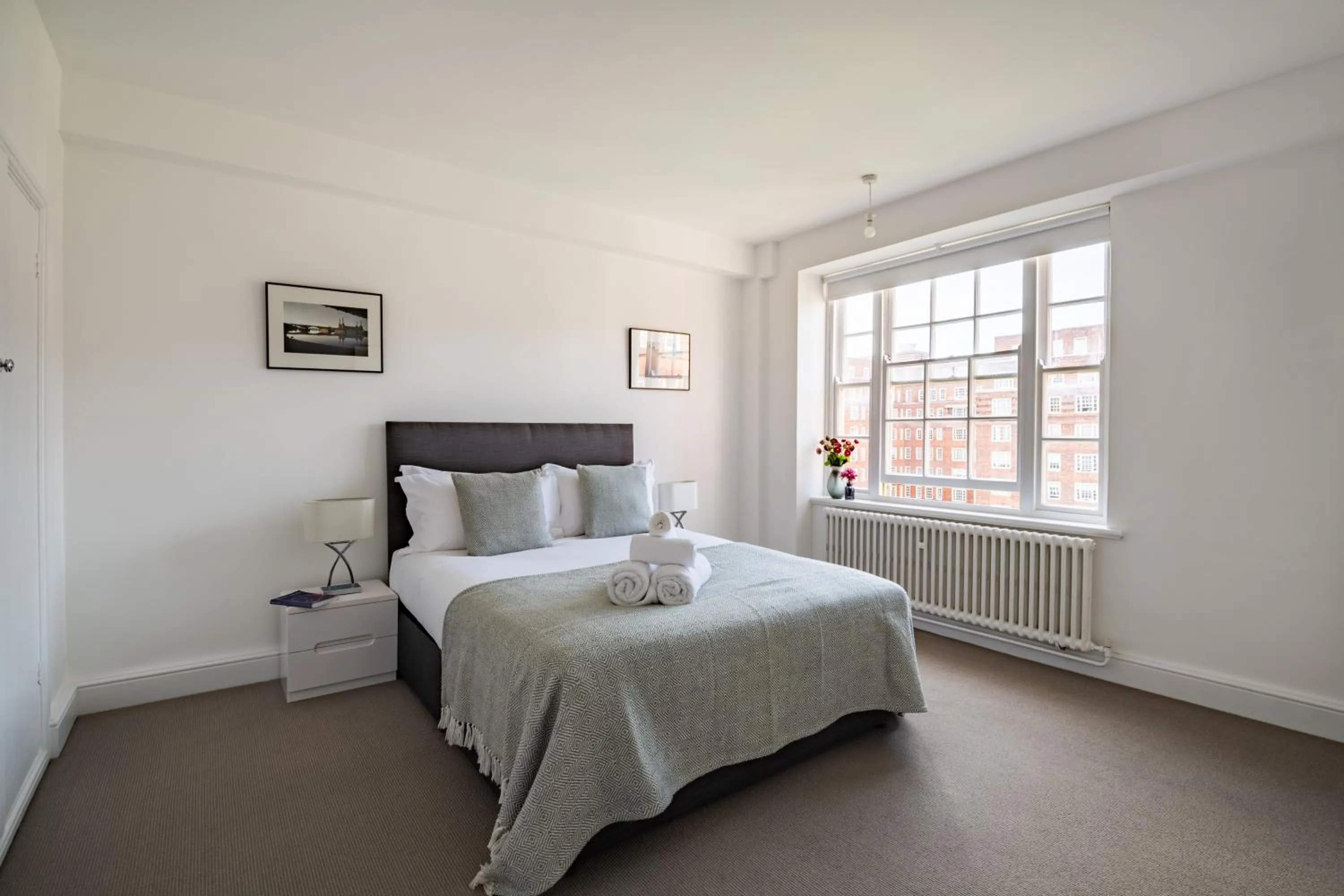 Dolphin House Serviced Apartments