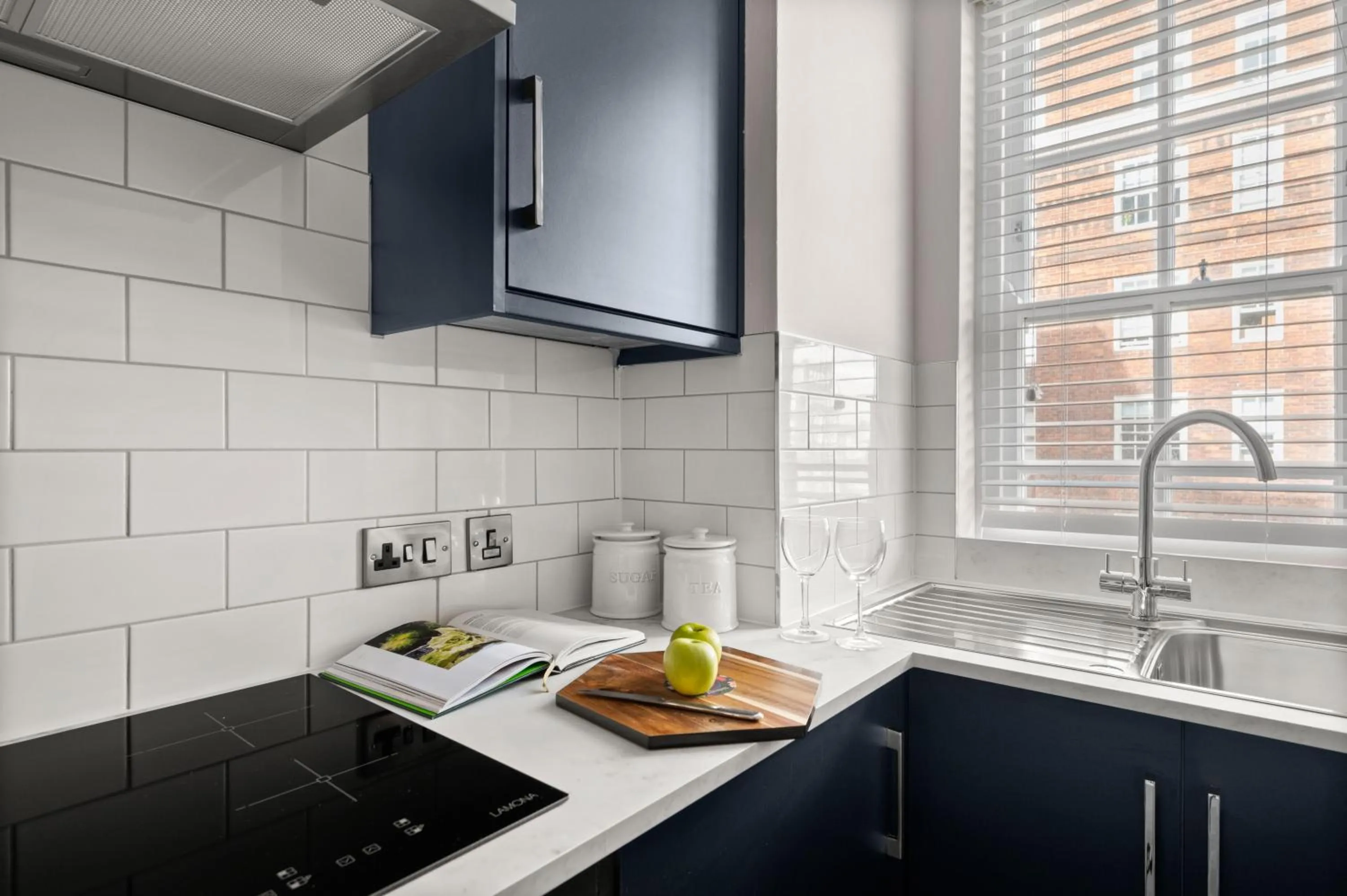 Dolphin House Serviced Apartments