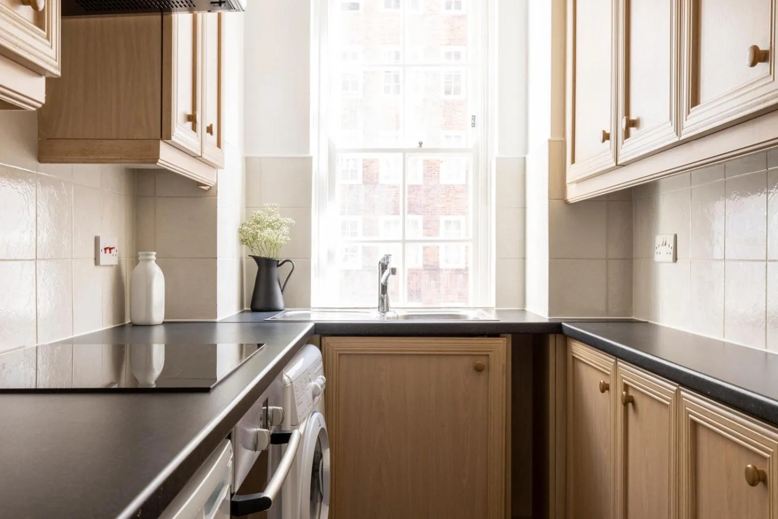 Dolphin House Serviced Apartments