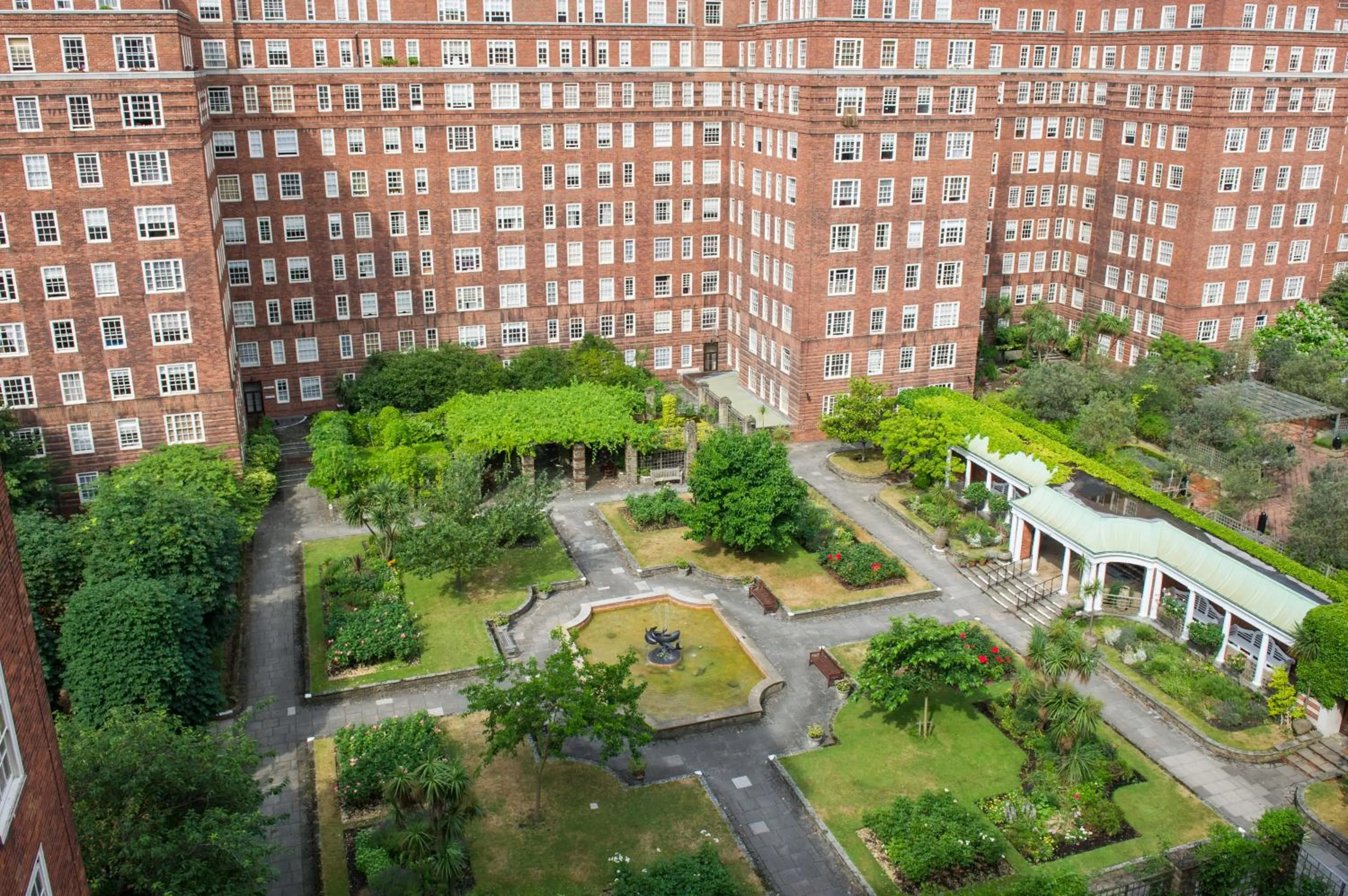 Facade/entrance in Dolphin House Serviced Apartments