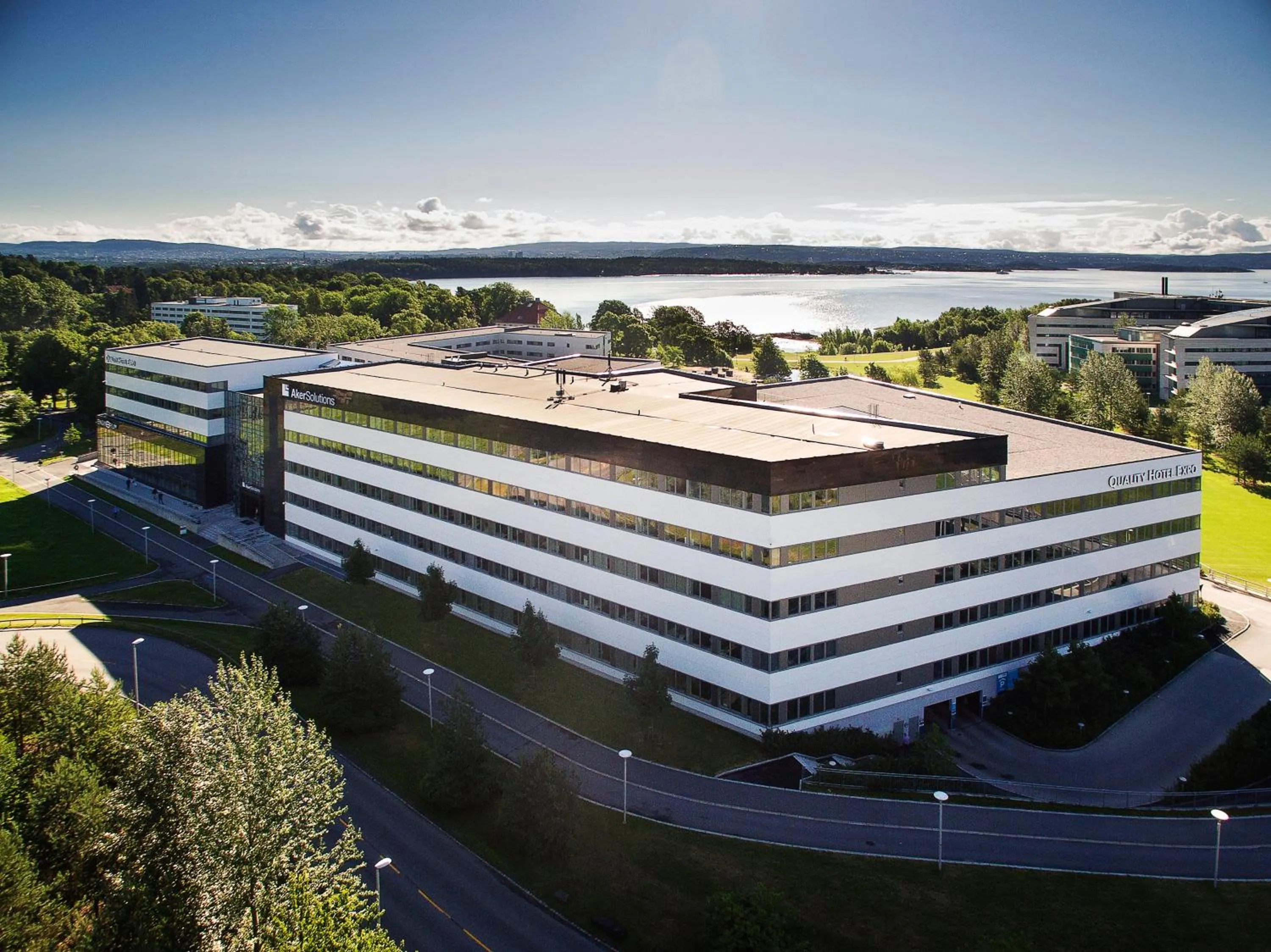 Facade/entrance in Quality Hotel Expo