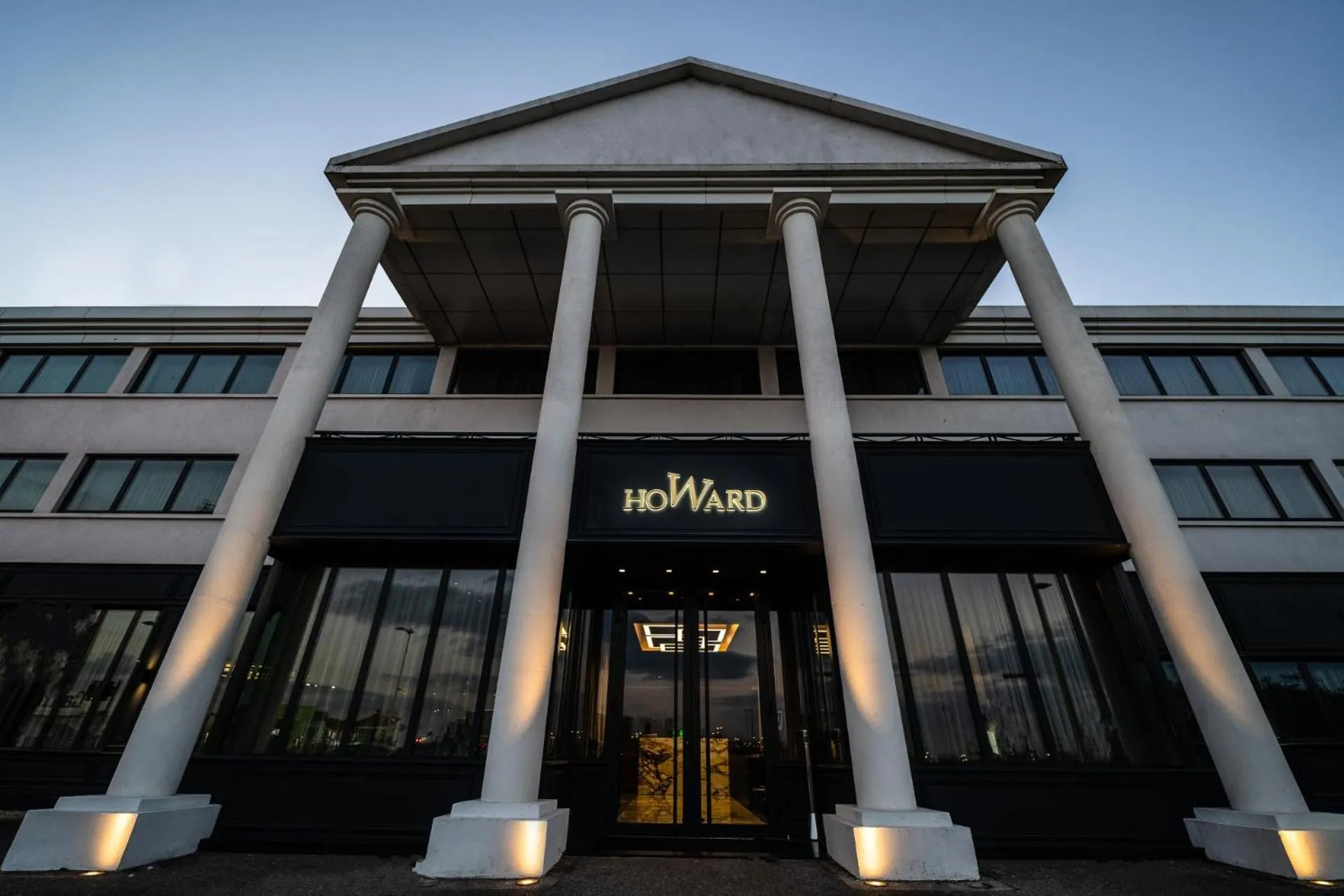 Howard Hotel Paris Orly Airport