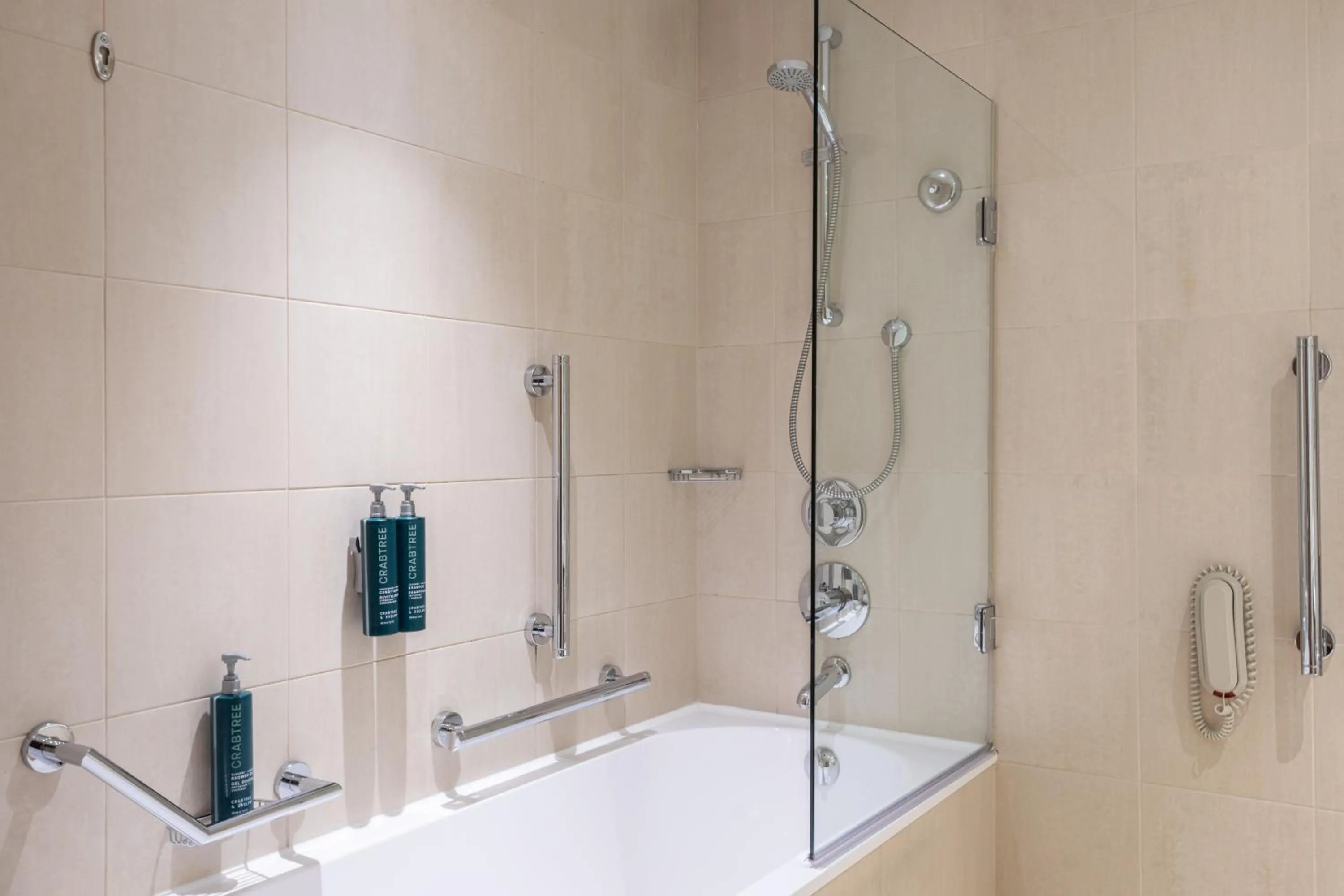 Bathroom in The Manchester Deansgate Hotel, by IHG