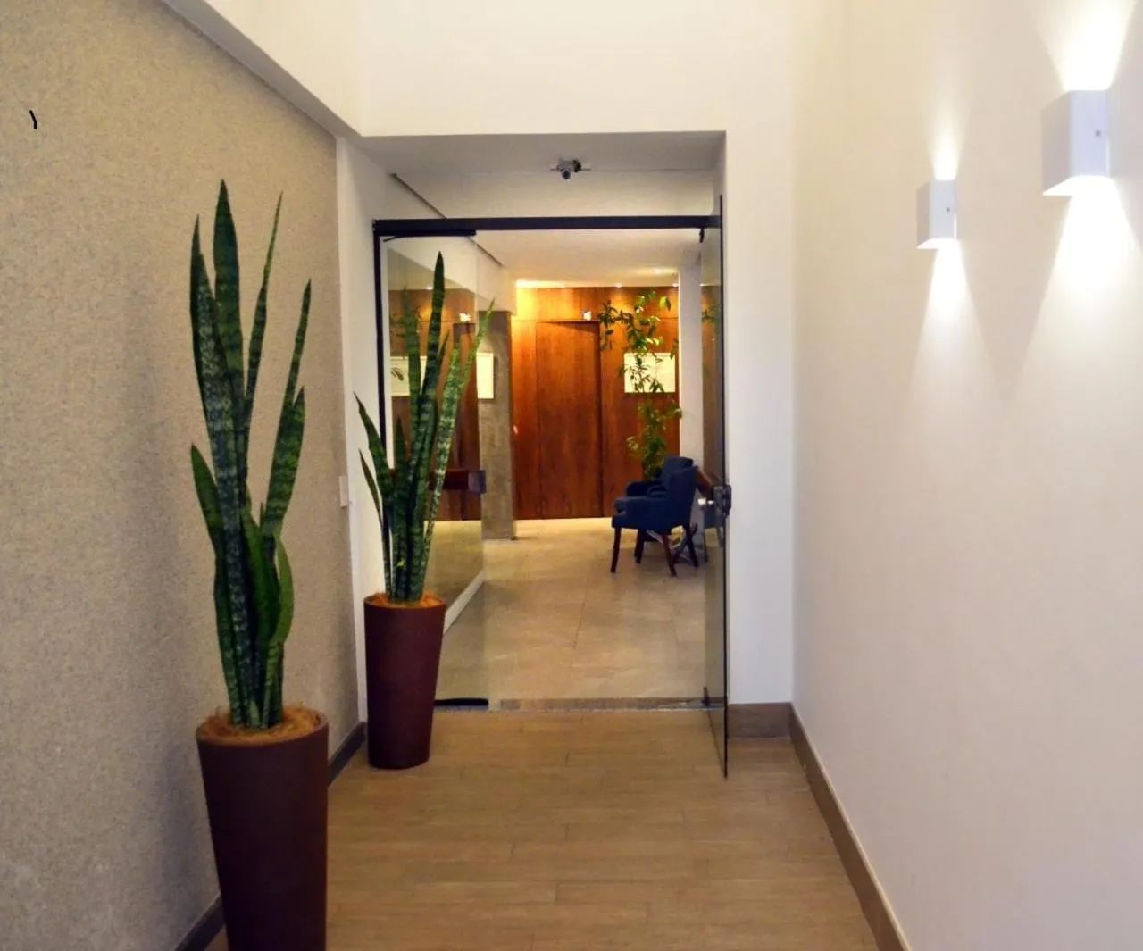 Facade/entrance in Solar Flat Hotel