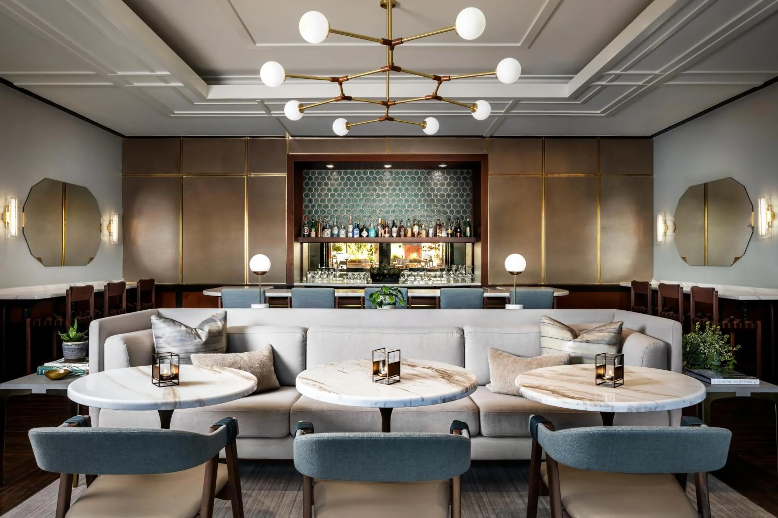 Lounge or bar in Ambrose Hotel