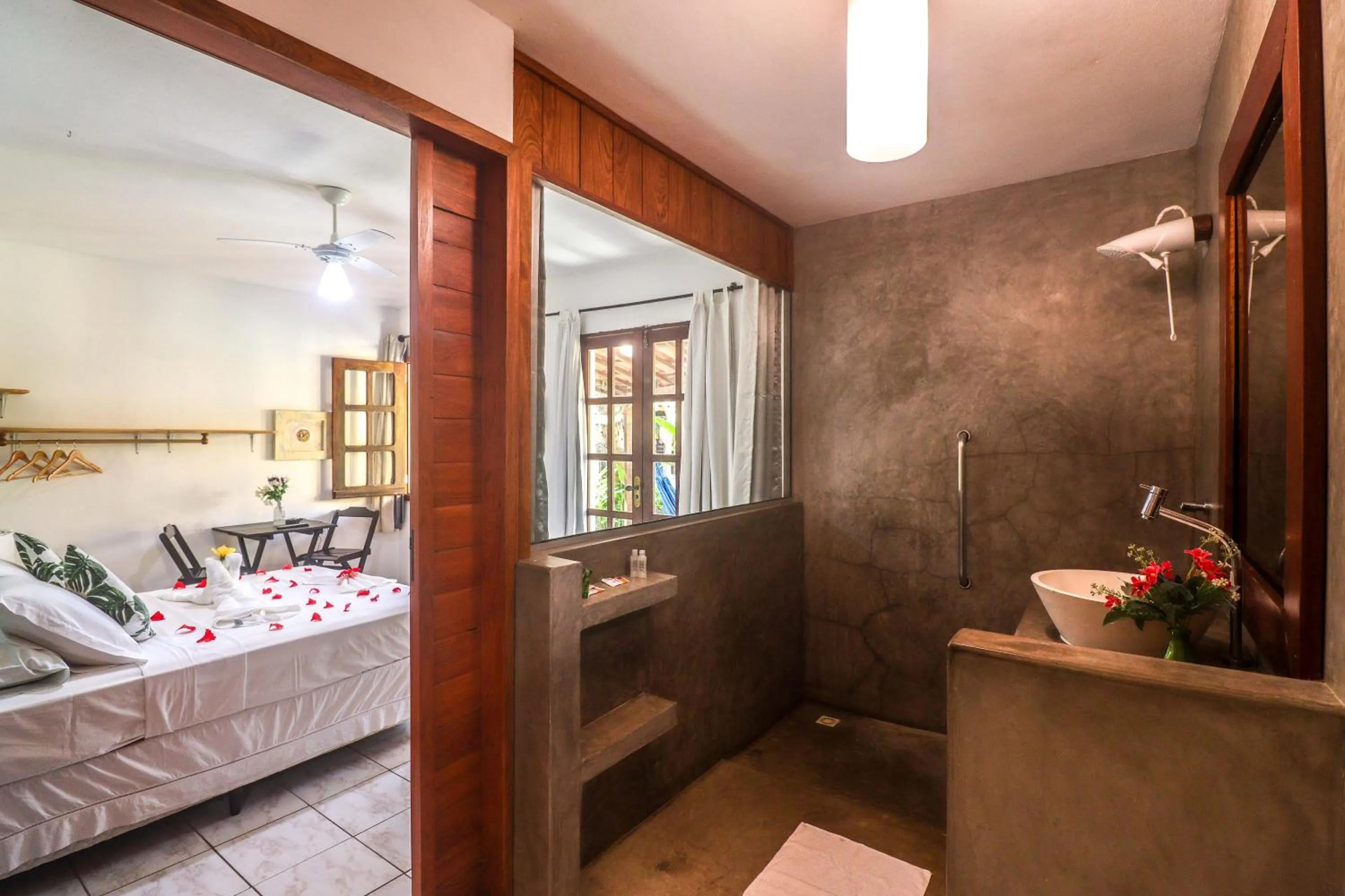 Bathroom, Bed in Pousada Aconchego da Pipa