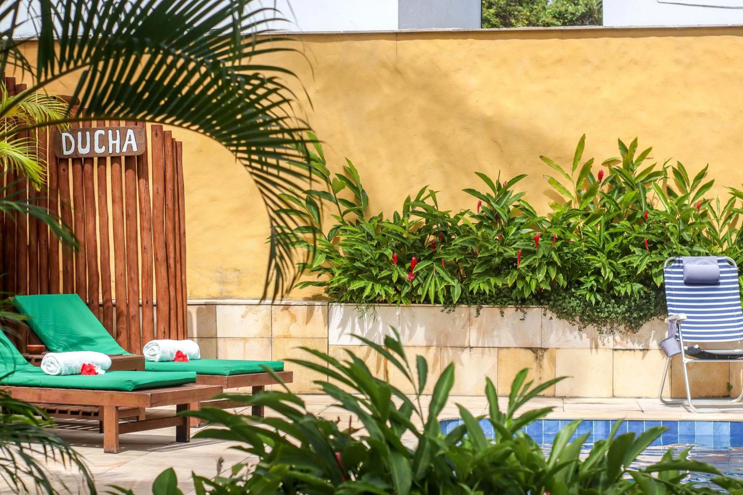 Swimming pool in Pousada Aconchego da Pipa