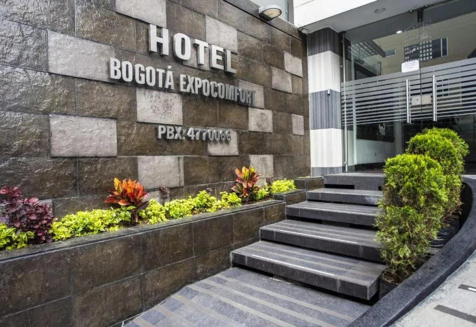 Property building in Hotel Bogota Expocomfort - Embajada Americana
