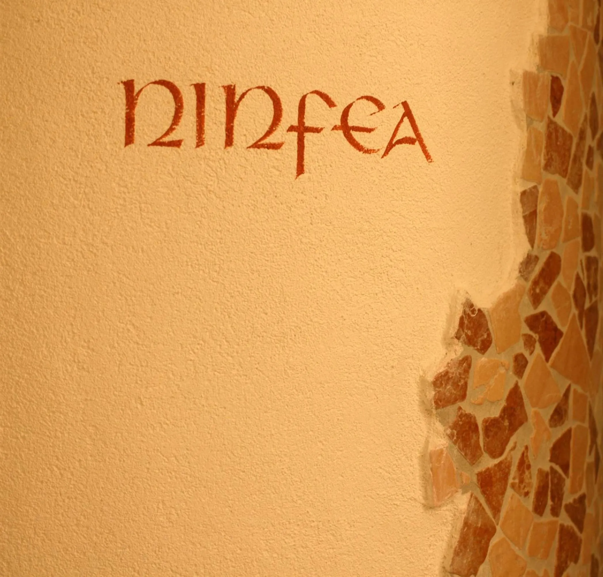 Logo/Certificate/Sign in Residence Pez Gajard