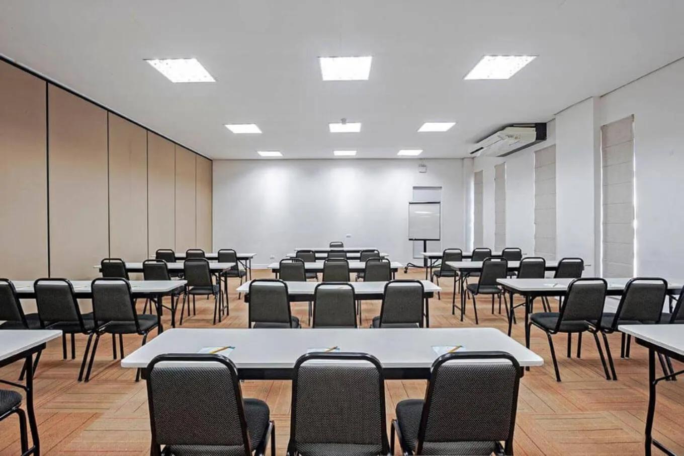 Meeting/conference room in Camboriu Express