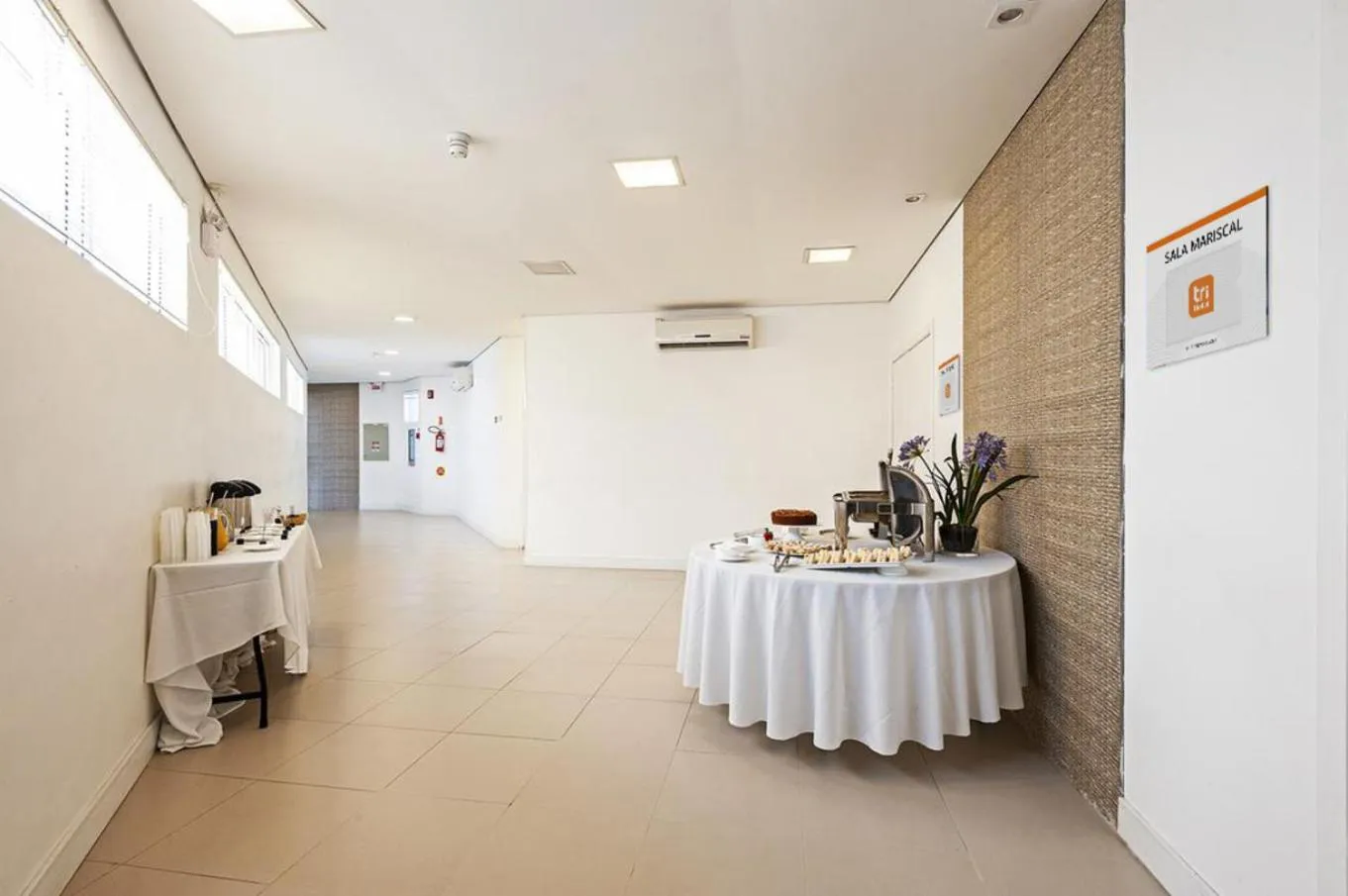 Banquet/Function facilities in Camboriu Express