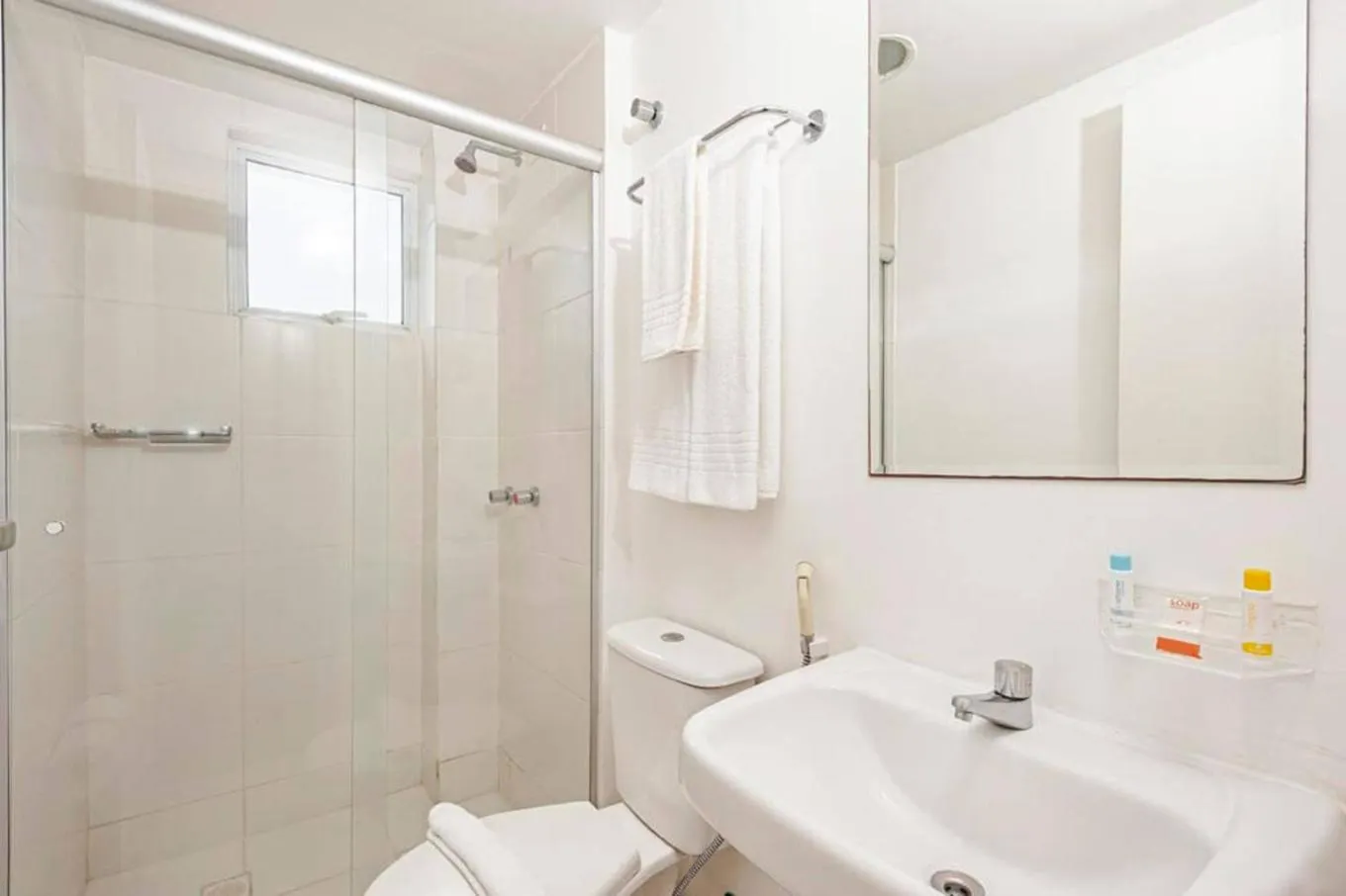 Shower in Camboriu Express