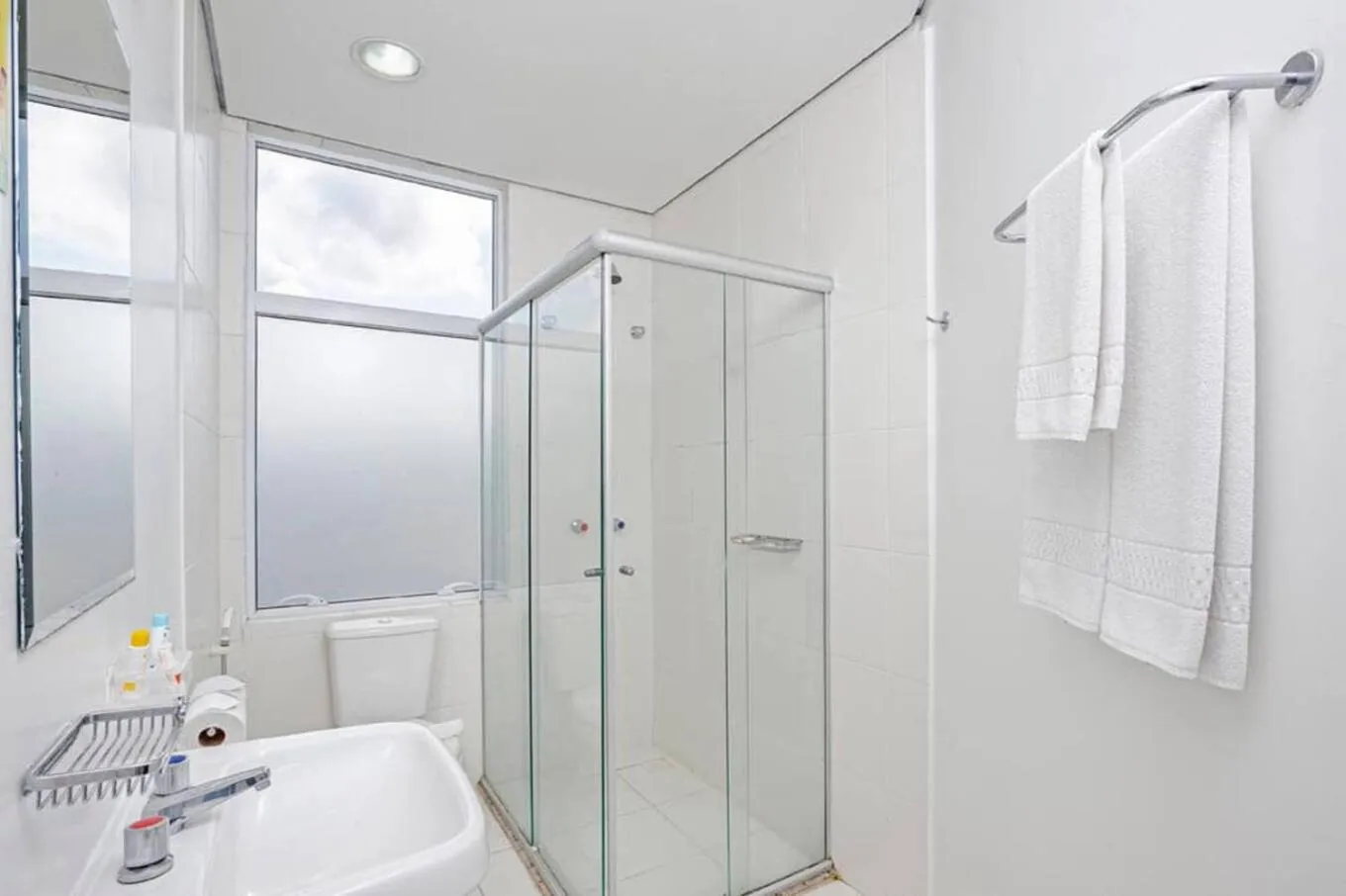 Bathroom in Camboriu Express